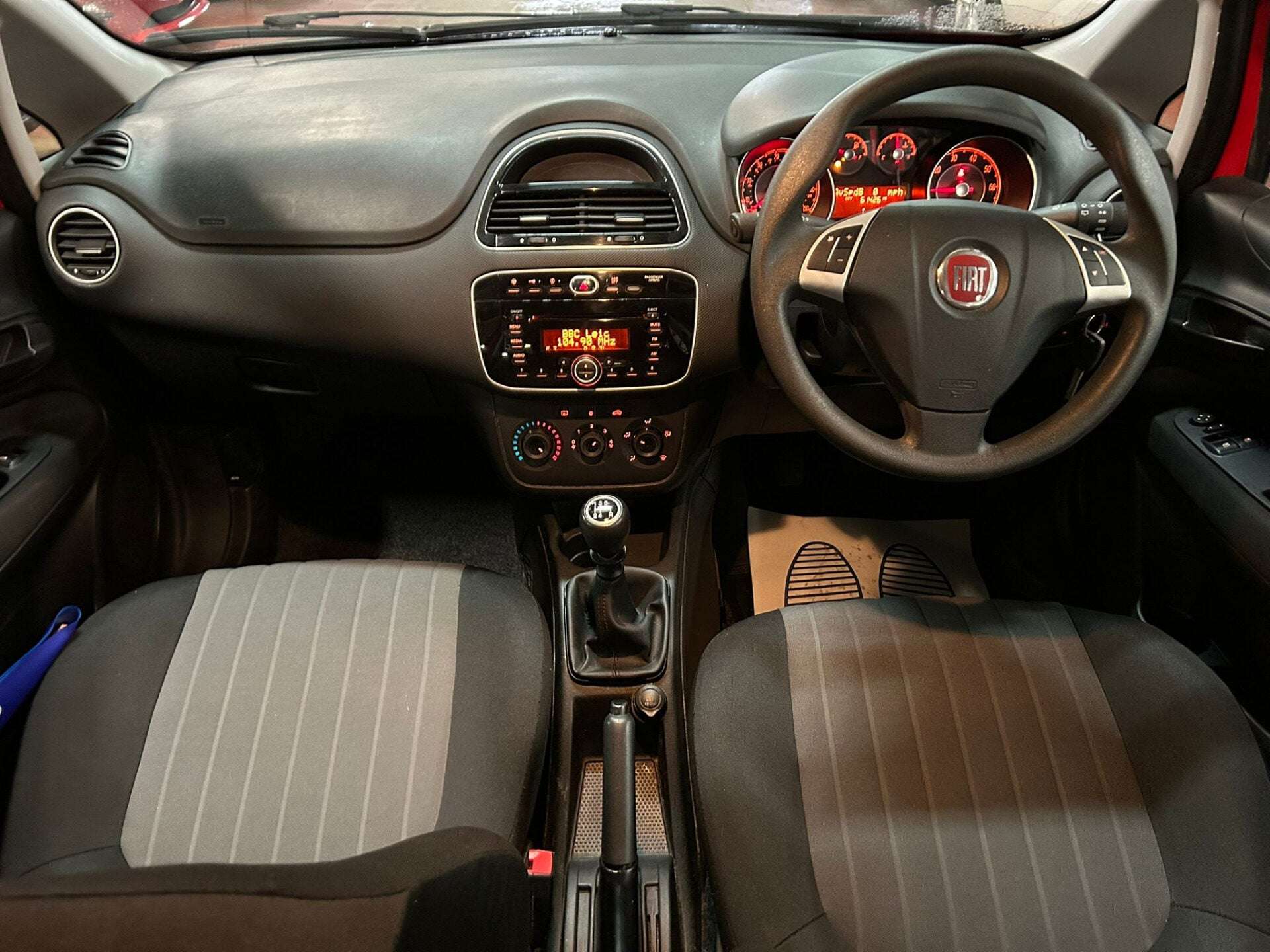 2017 FIAT PUNTO 2017 FIAT PUNTO