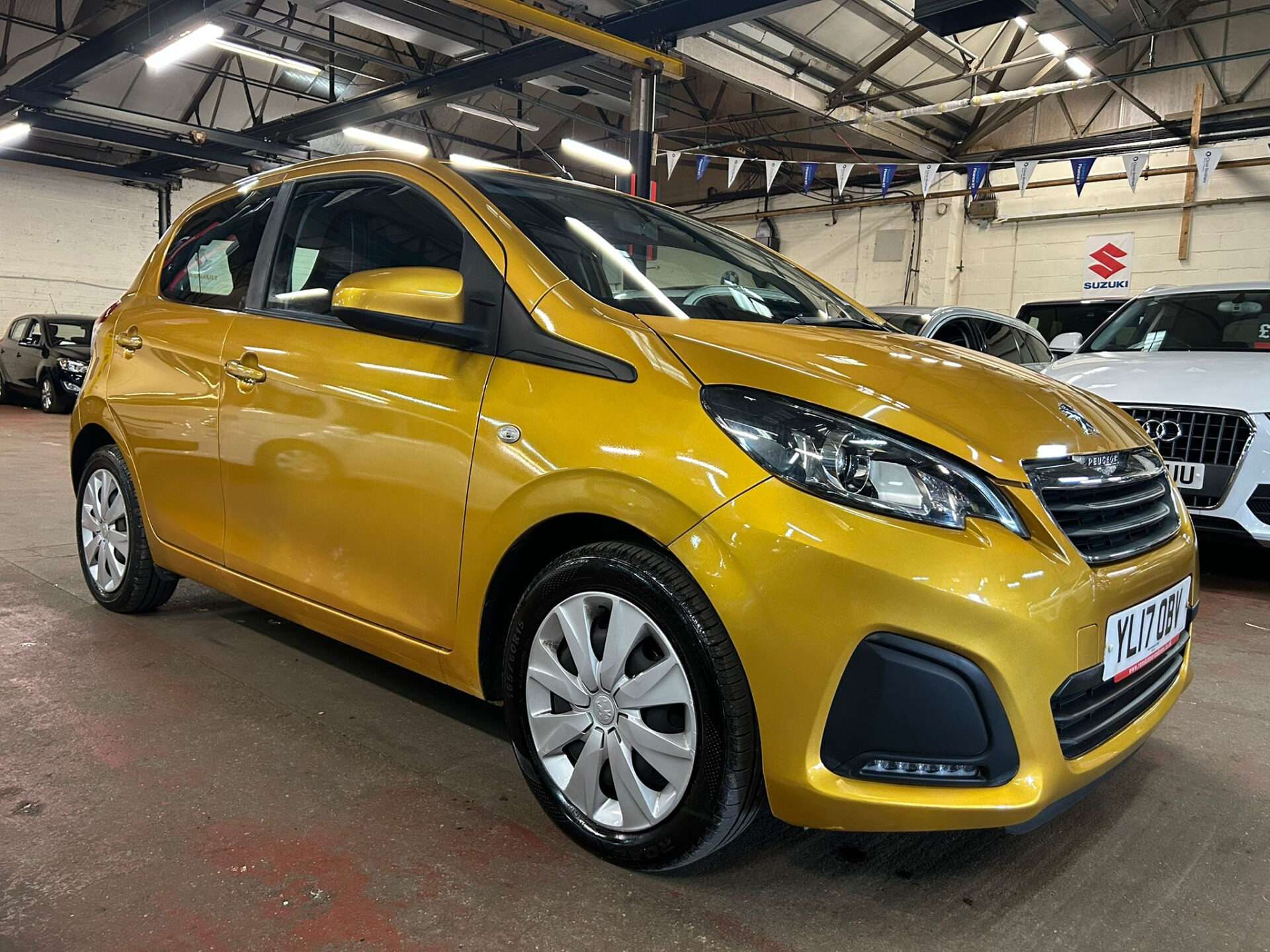 A 2017 PEUGEOT 108 ACTIVE A 2017 PEUGEOT 108 ACTIVE