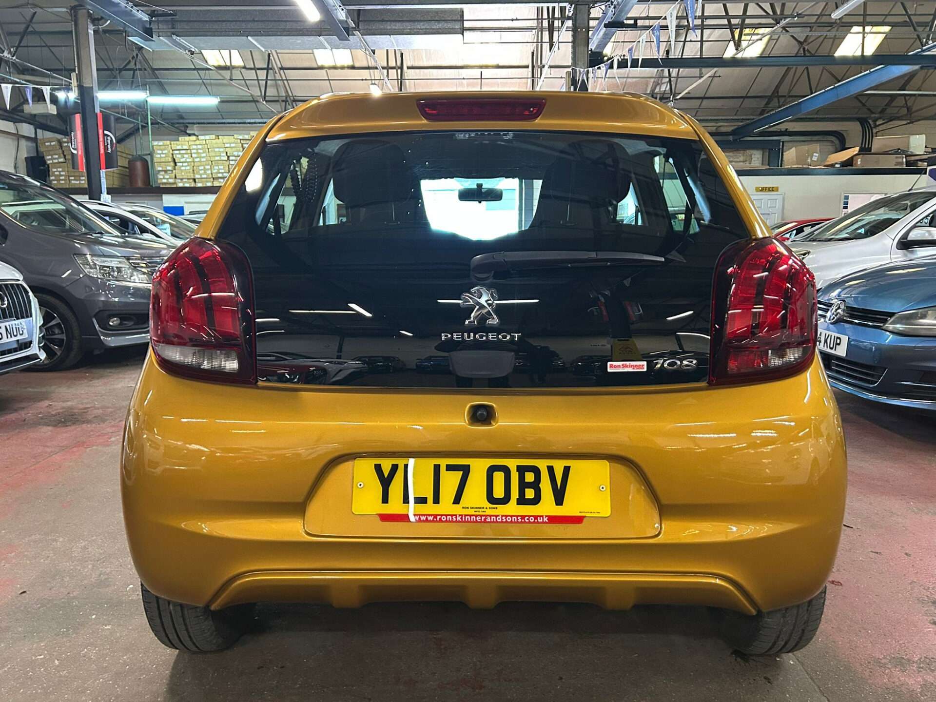 2017 PEUGEOT 108 2017 PEUGEOT 108