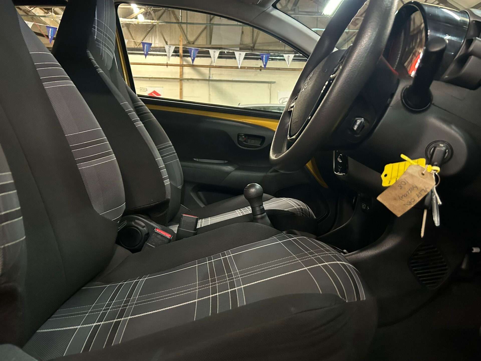 2017 PEUGEOT 108 2017 PEUGEOT 108