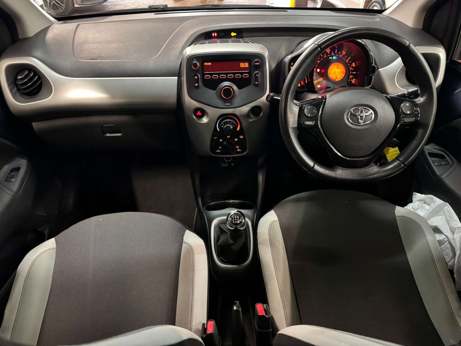 2016 TOYOTA AYGO 2016 TOYOTA AYGO