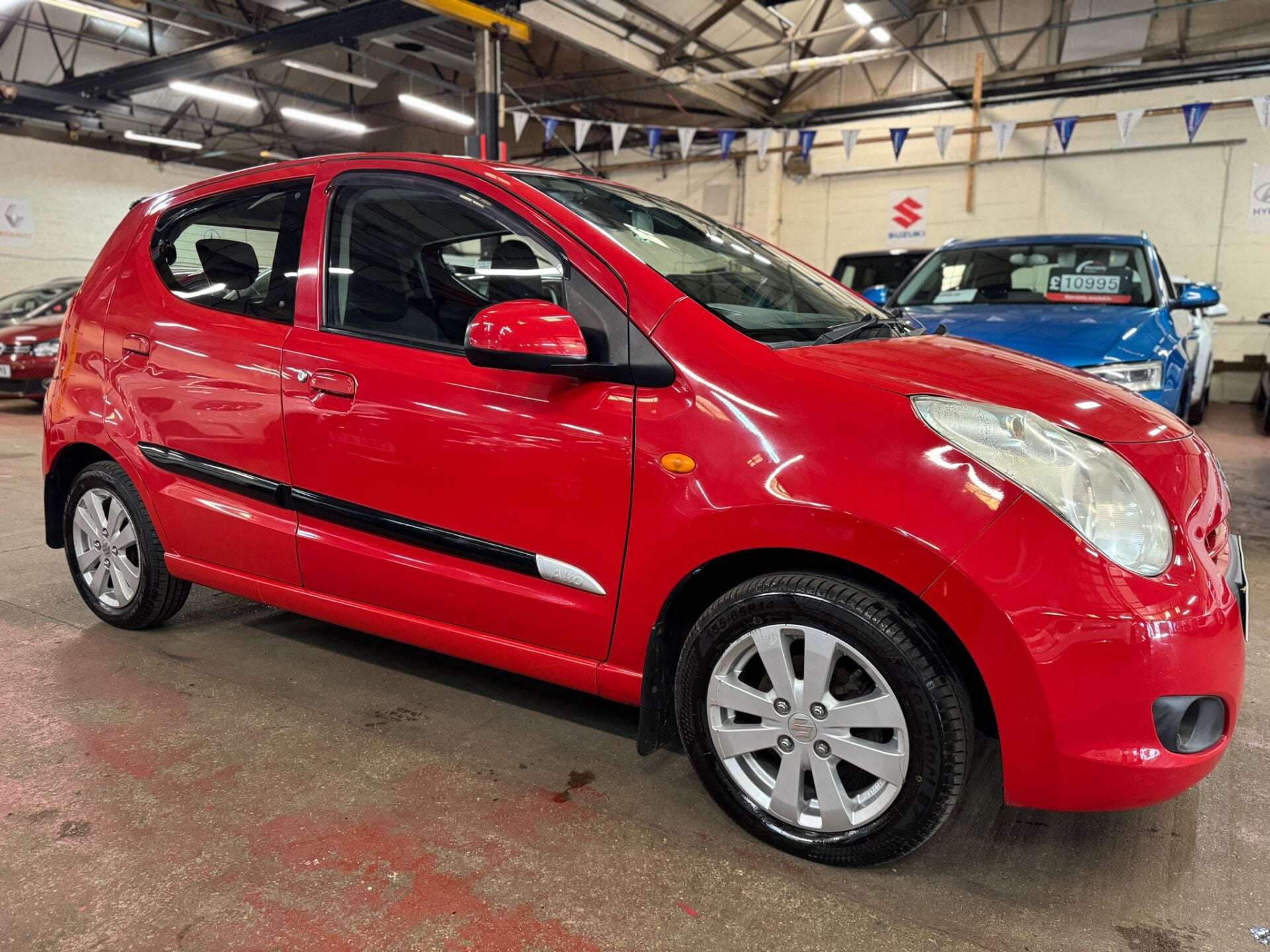 A 2014 SUZUKI ALTO SZ4 A 2014 SUZUKI ALTO SZ4