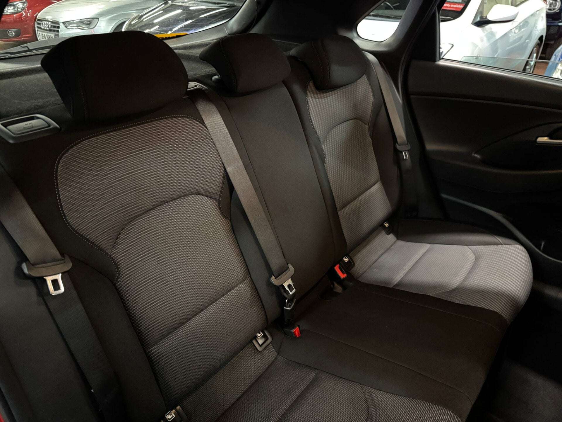 2018 HYUNDAI I30 2018 HYUNDAI I30