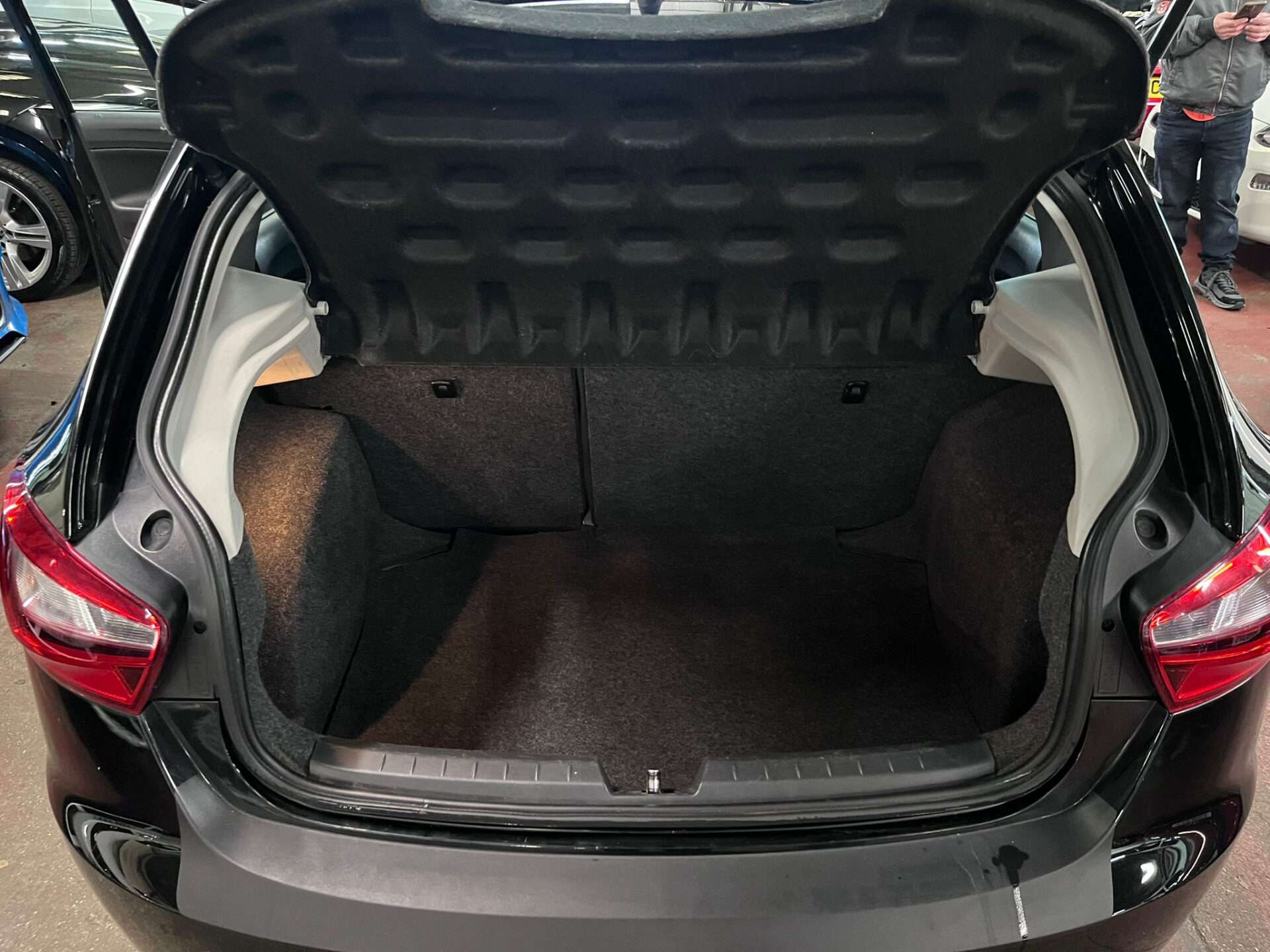 2016 SEAT IBIZA 2016 SEAT IBIZA