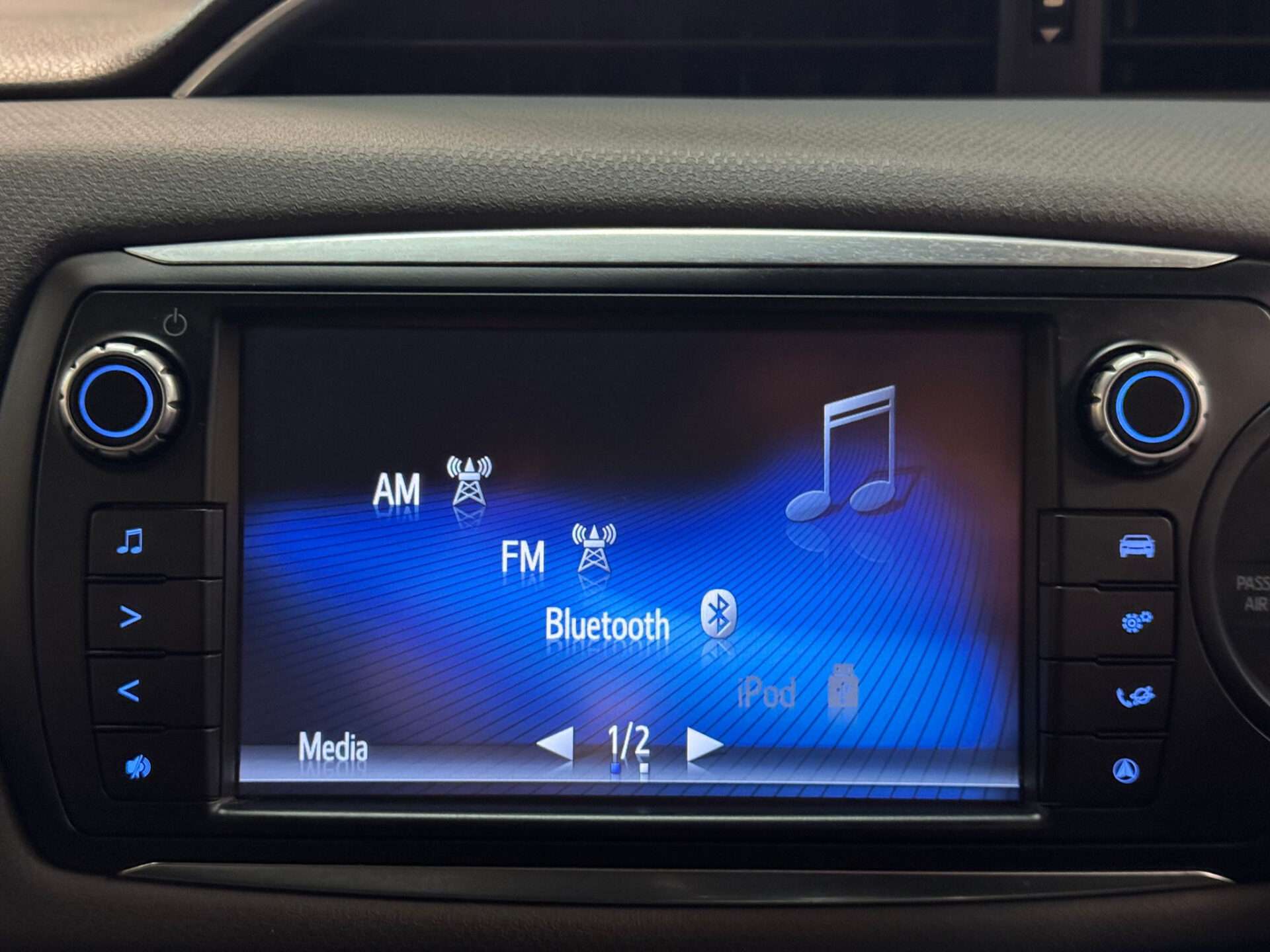 2015 TOYOTA YARIS 2015 TOYOTA YARIS