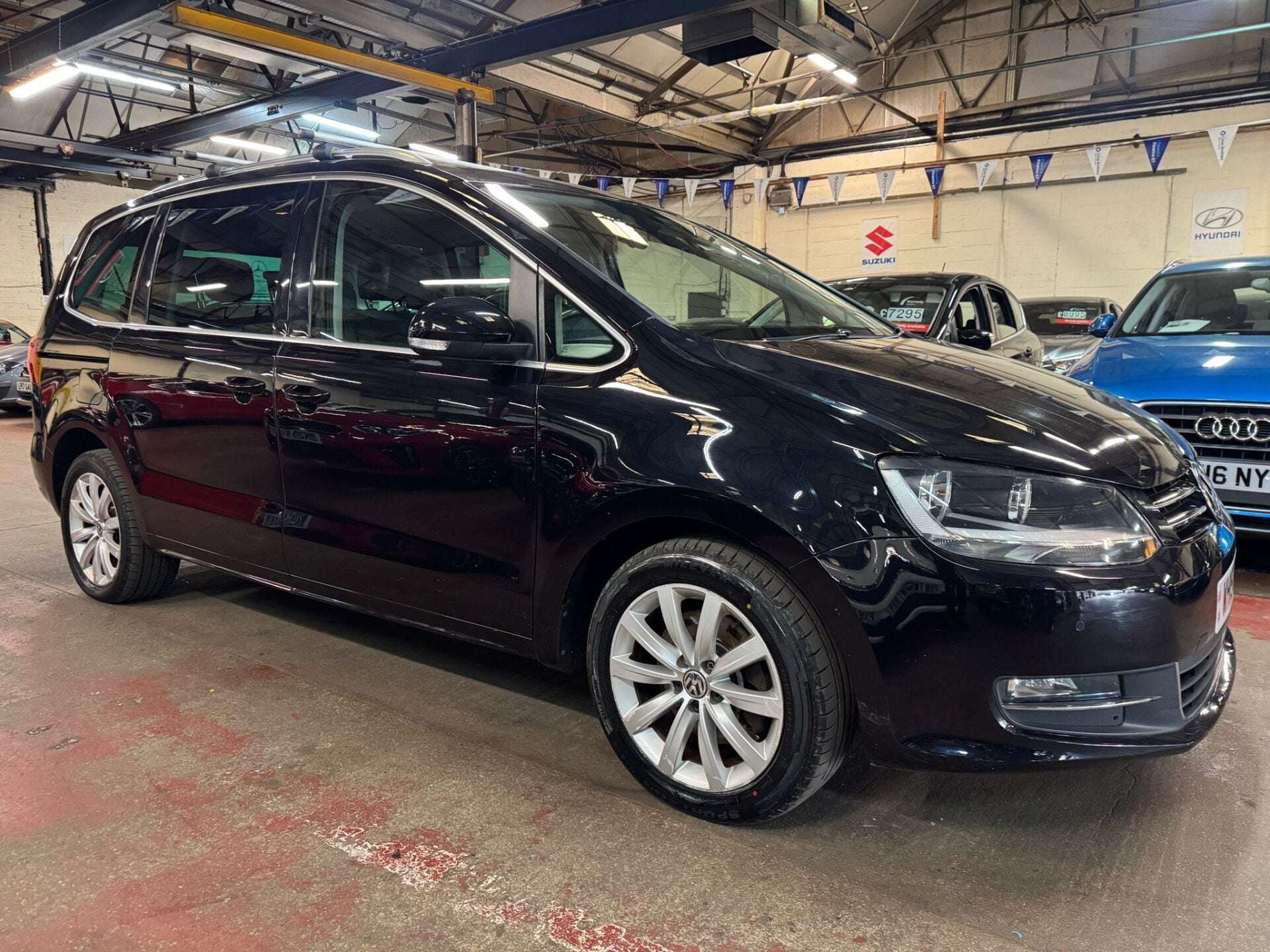 A 2015 VOLKSWAGEN SHARAN SEL TDI A 2015 VOLKSWAGEN SHARAN SEL TDI