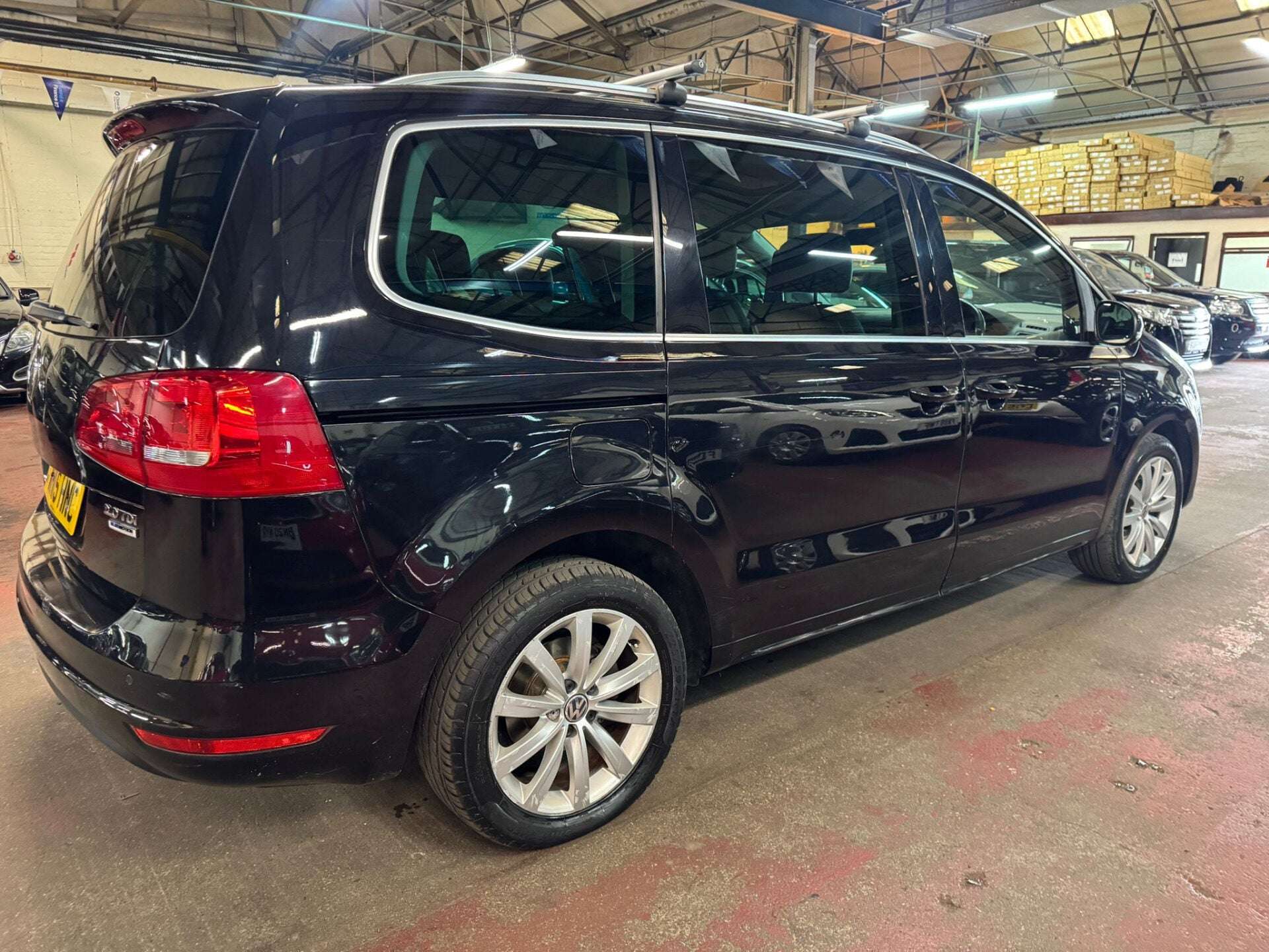 A 2015 VOLKSWAGEN SHARAN SEL TDI A 2015 VOLKSWAGEN SHARAN SEL TDI