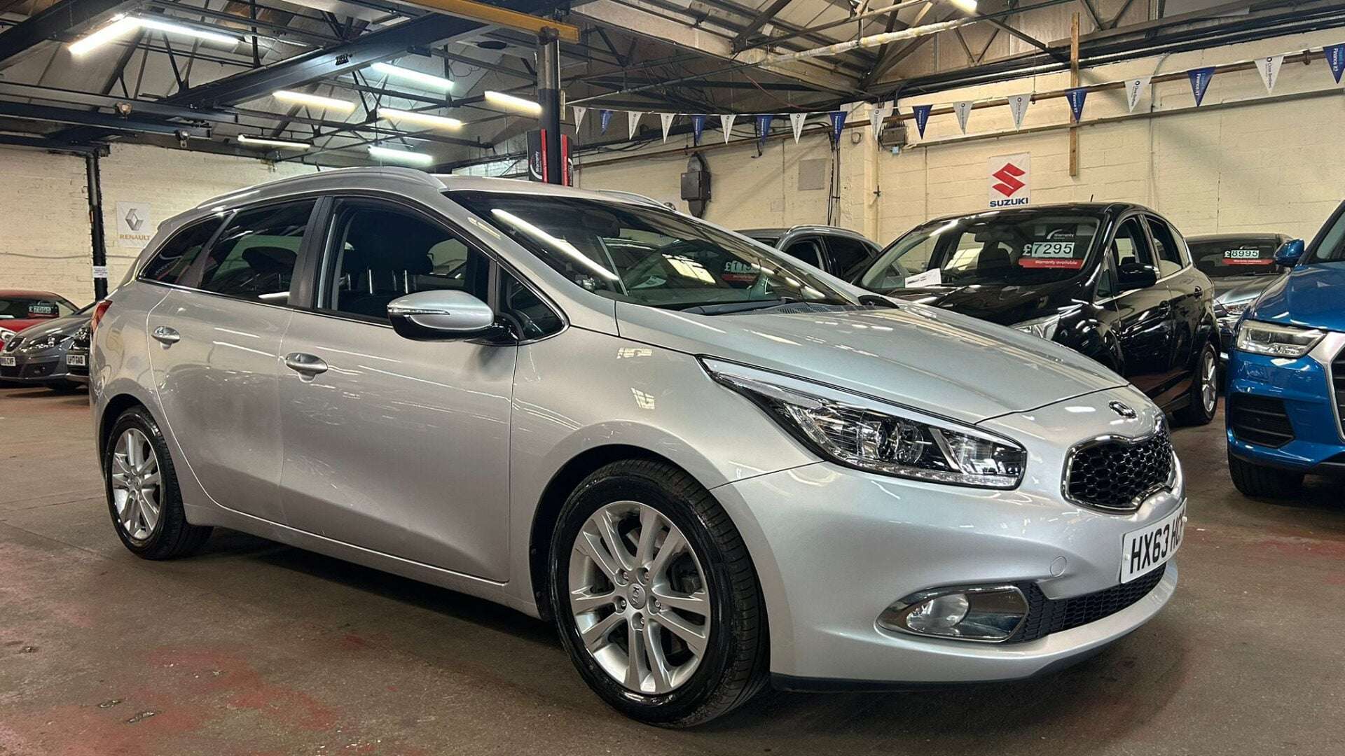 A 2013 KIA CEED CRDI 3 ECODYNAMICS A 2013 KIA CEED CRDI 3 ECODYNAMICS