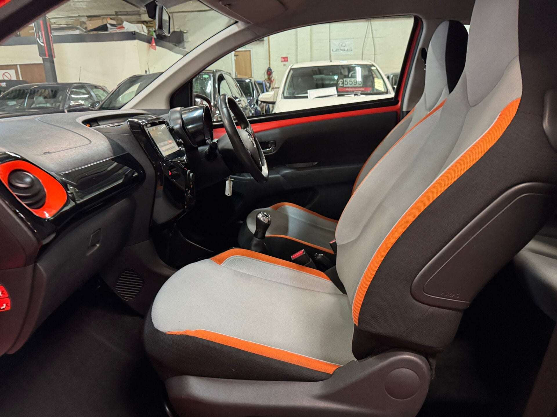 2015 TOYOTA AYGO 2015 TOYOTA AYGO