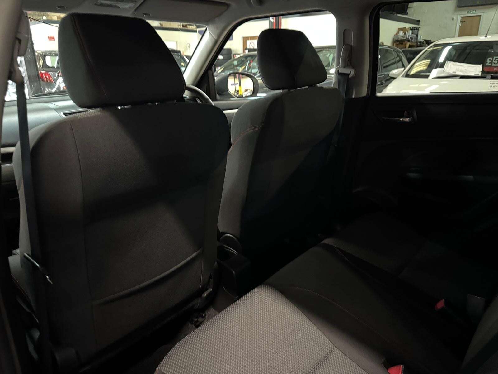 2013 SUZUKI SWIFT 2013 SUZUKI SWIFT