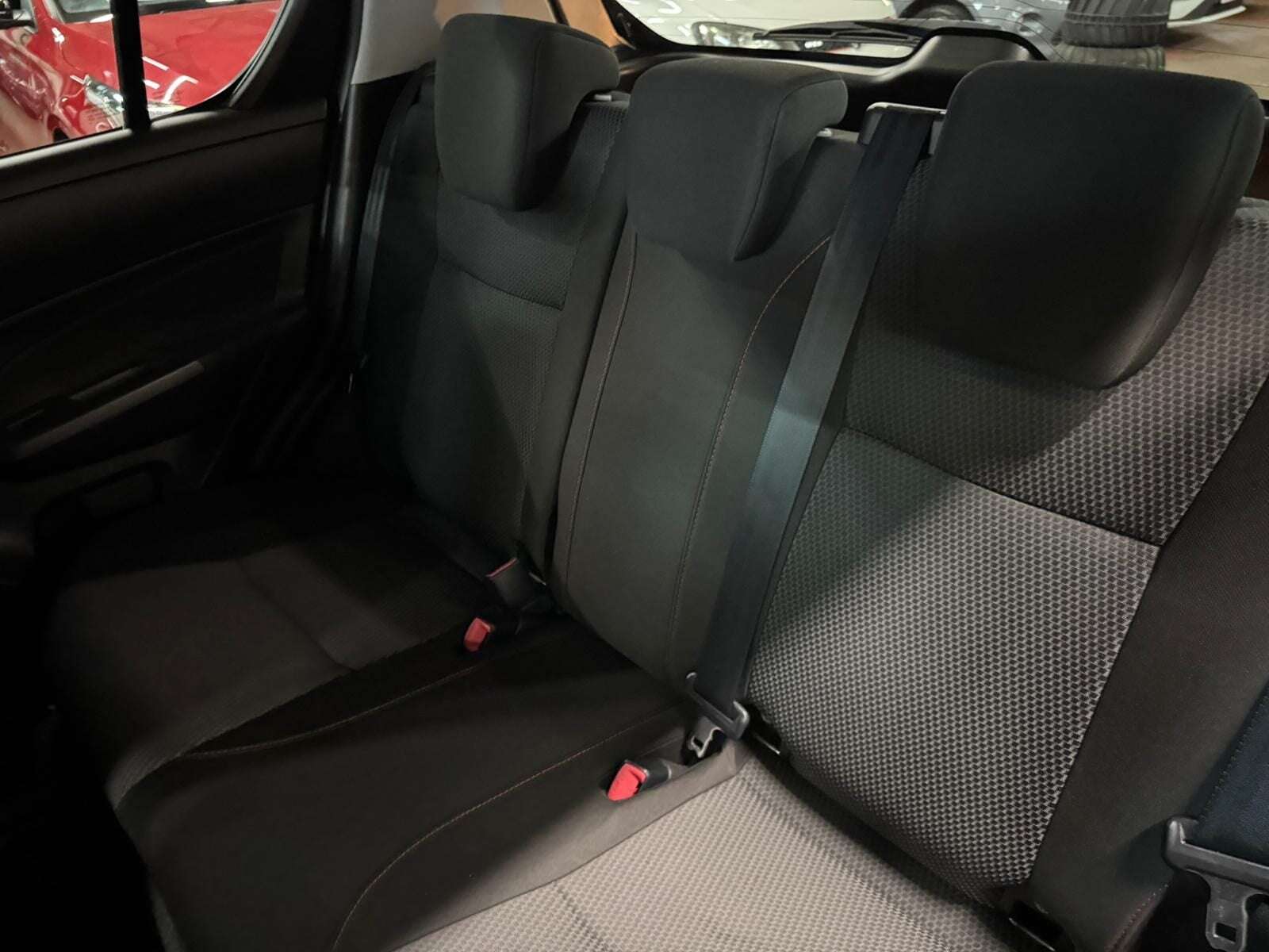 2013 SUZUKI SWIFT 2013 SUZUKI SWIFT