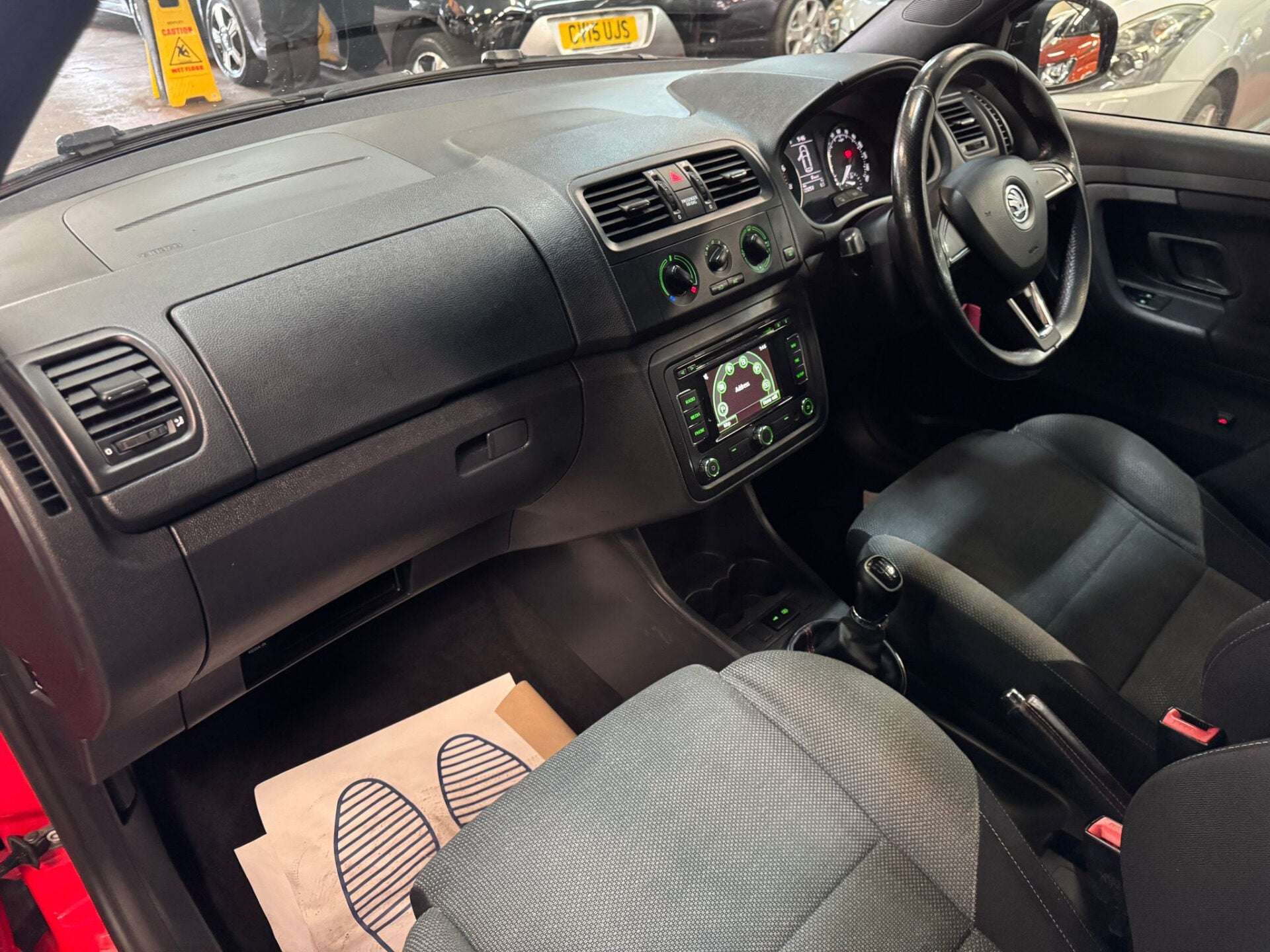 2013 SKODA FABIA 2013 SKODA FABIA
