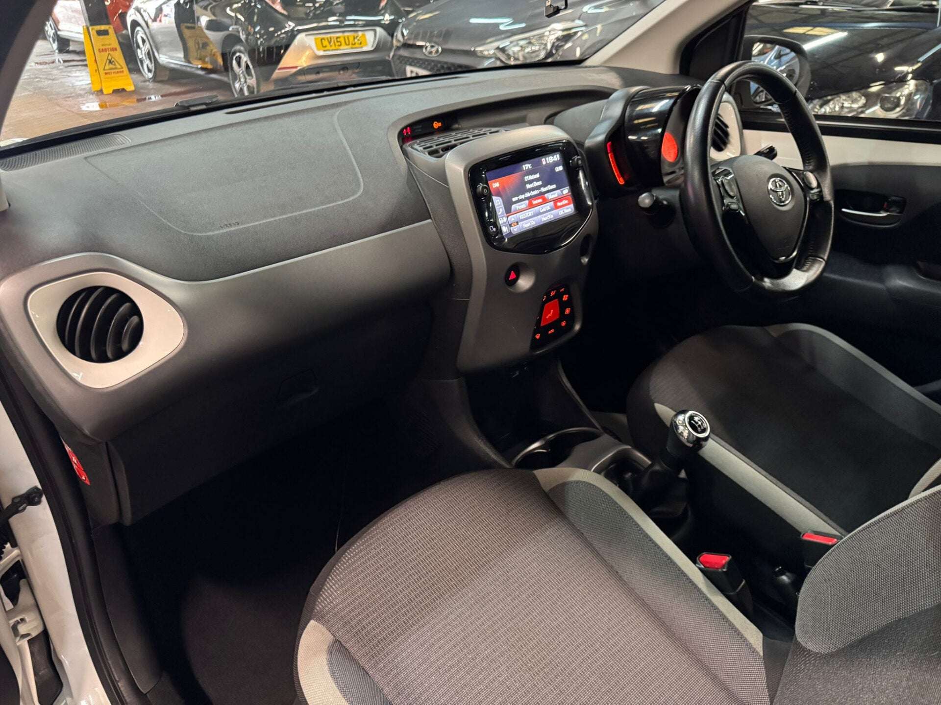 2020 TOYOTA AYGO 2020 TOYOTA AYGO