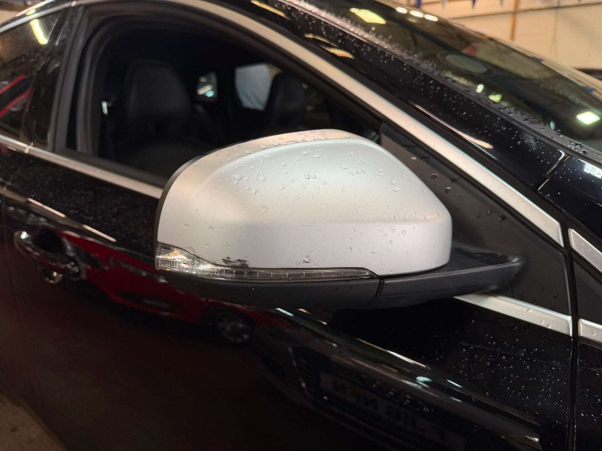 2019 VOLVO V40 2019 VOLVO V40