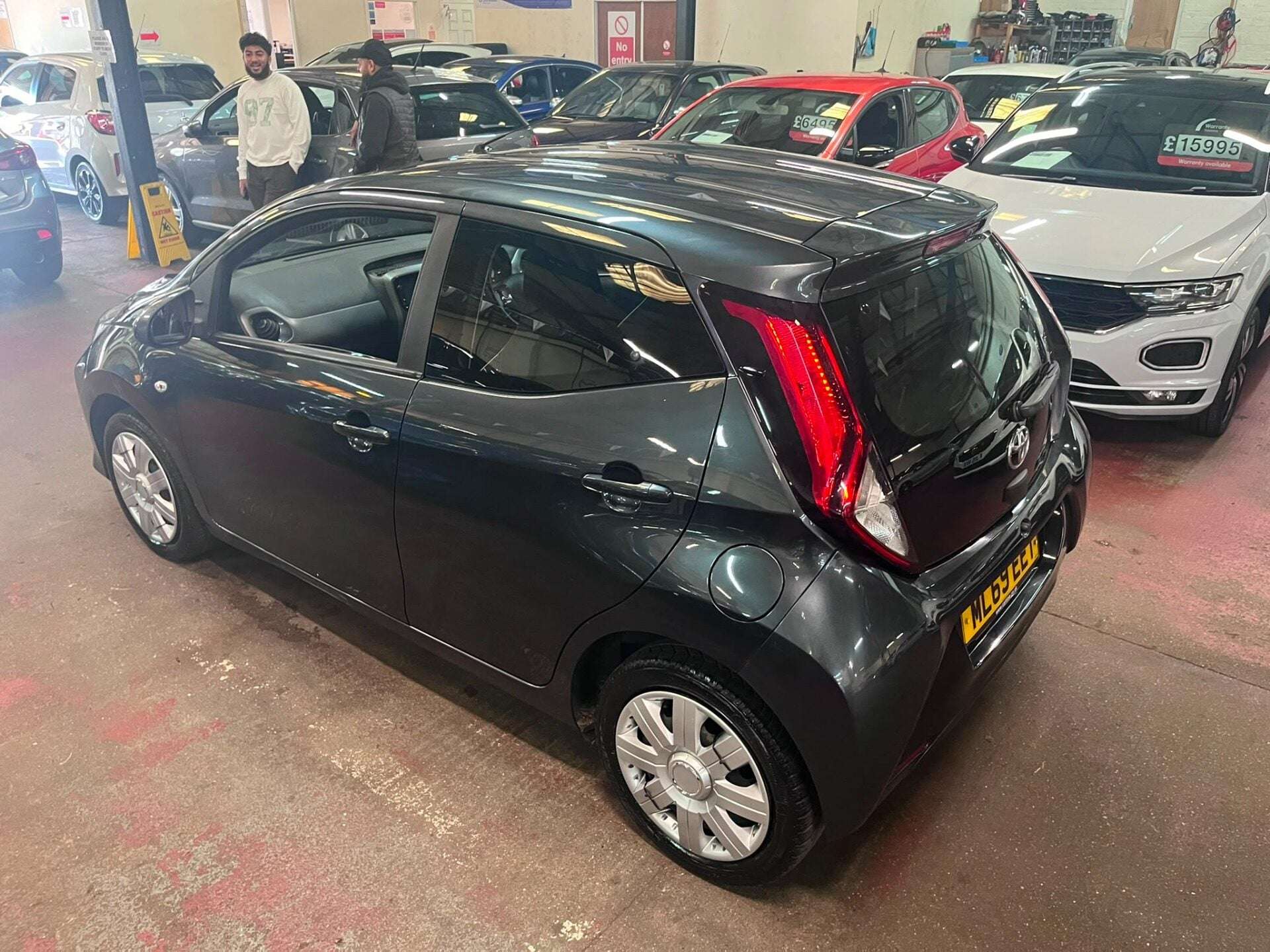 2019 TOYOTA AYGO 2019 TOYOTA AYGO