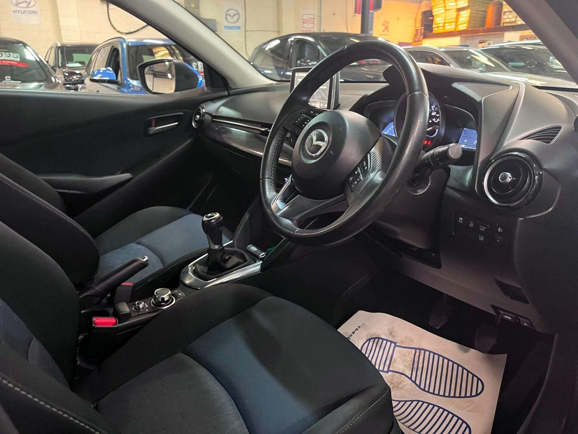 2016 MAZDA 2 2016 MAZDA 2