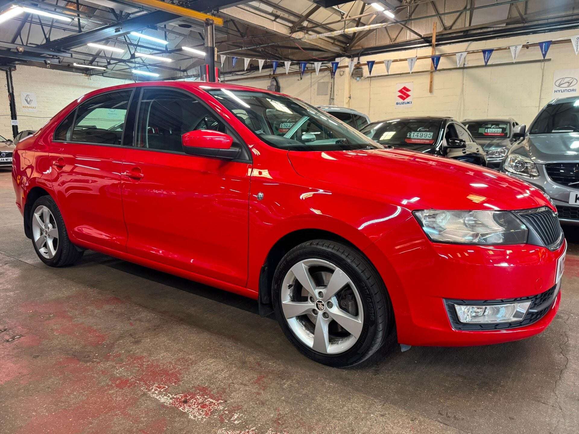 A 2014 SKODA RAPID ELEGANCE TSI A 2014 SKODA RAPID ELEGANCE TSI