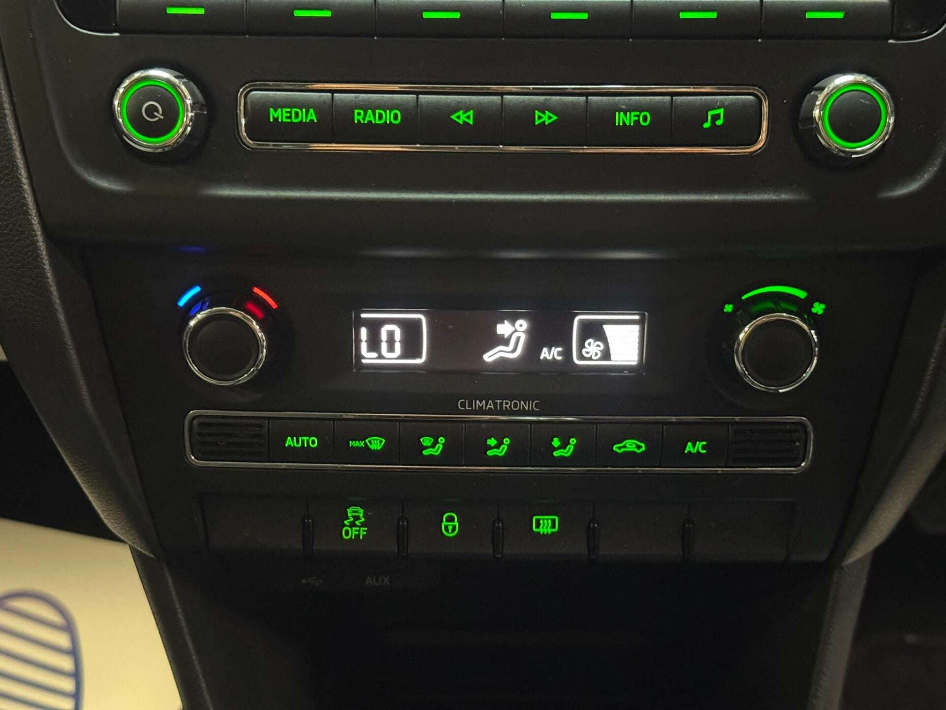 2014 SKODA RAPID 2014 SKODA RAPID