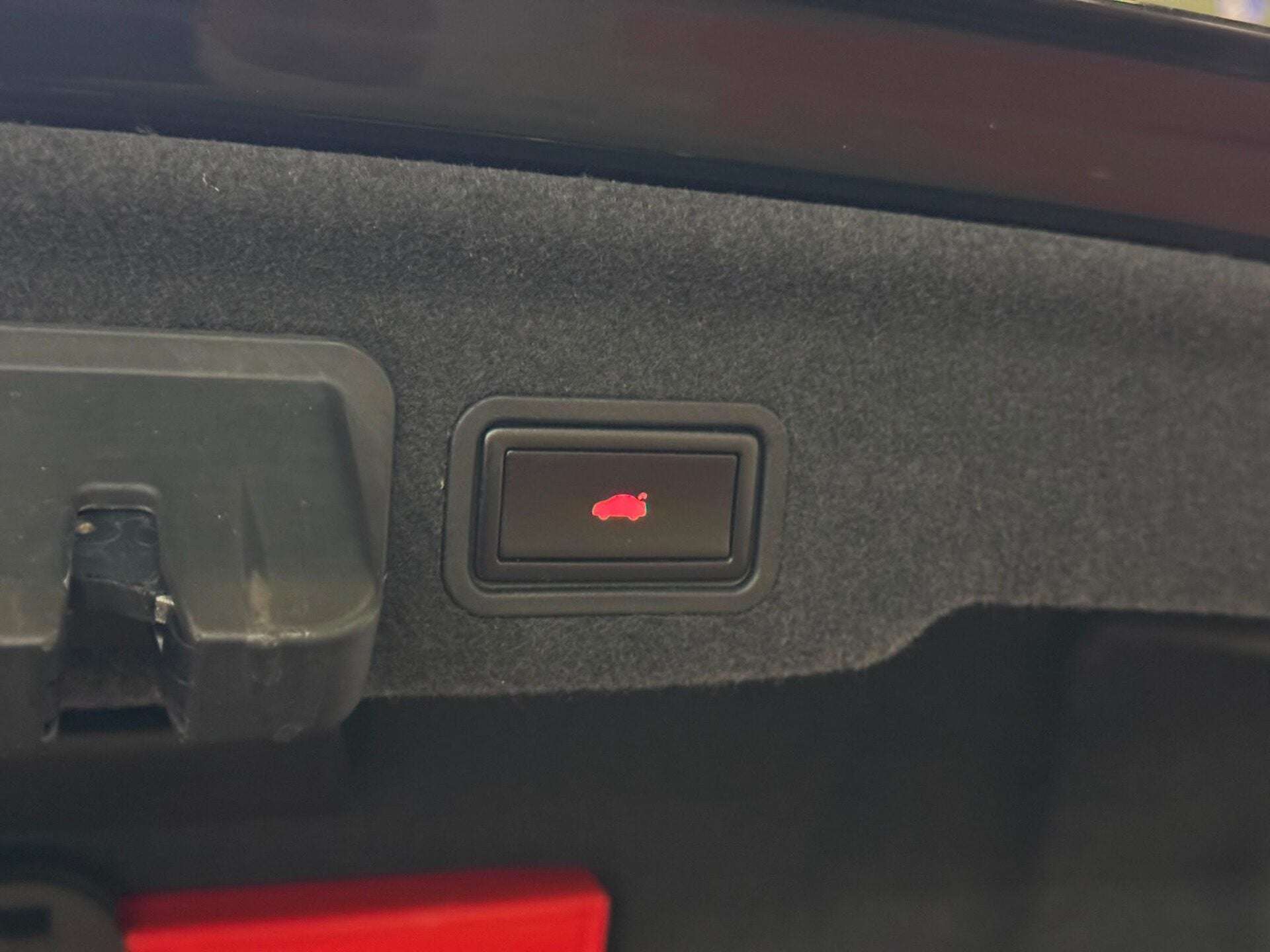 2013 AUDI A8 2013 AUDI A8