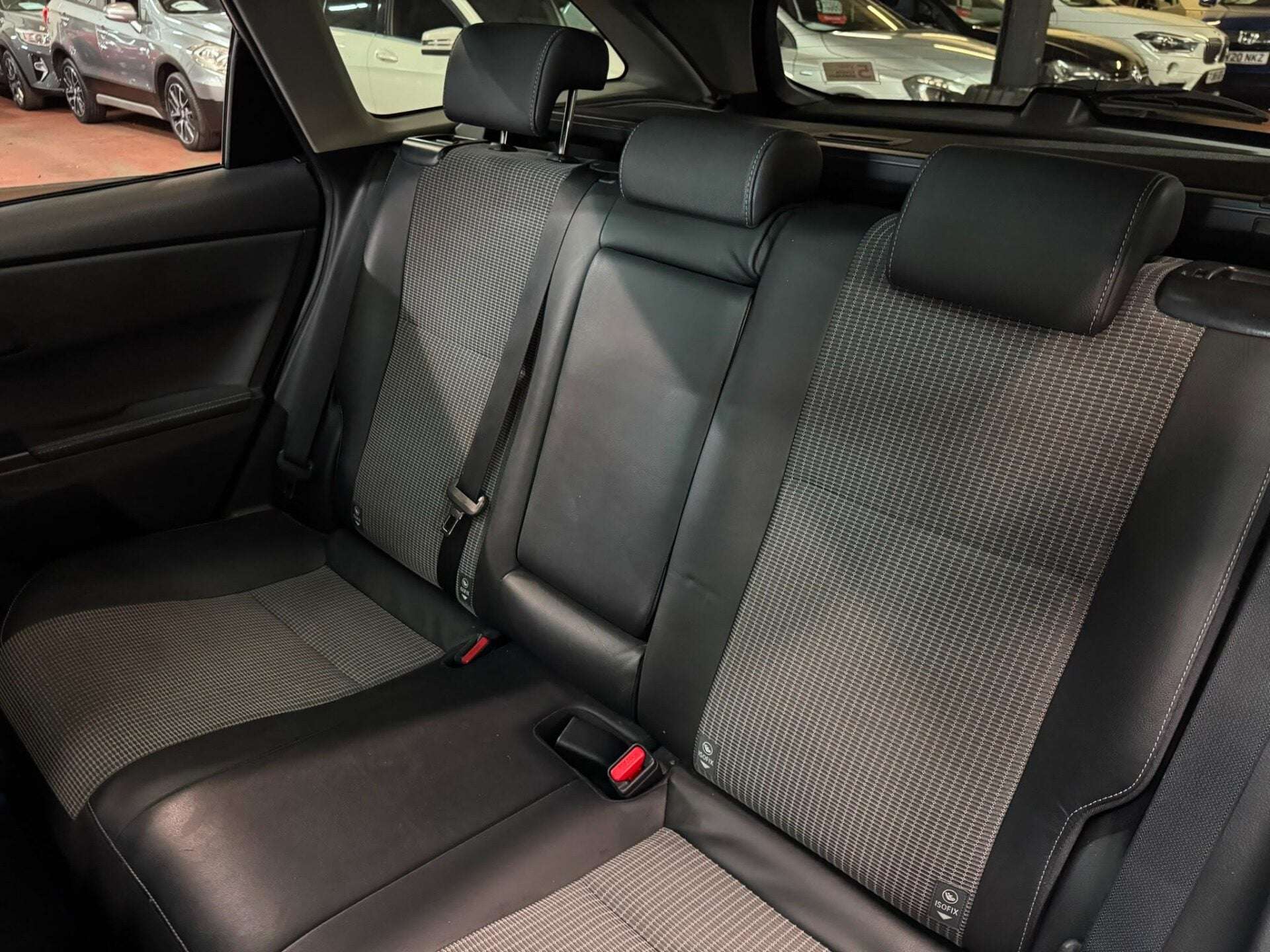 2015 TOYOTA AURIS 2015 TOYOTA AURIS