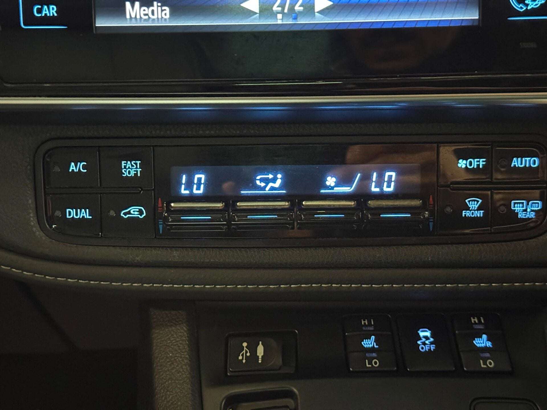 2015 TOYOTA AURIS 2015 TOYOTA AURIS