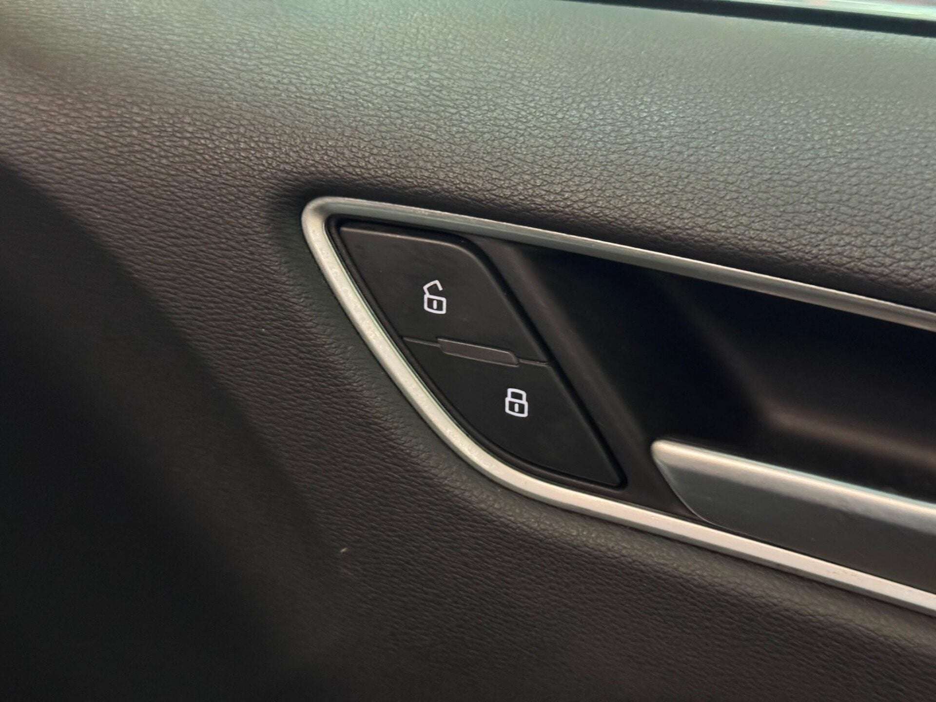 2016 AUDI A3 2016 AUDI A3