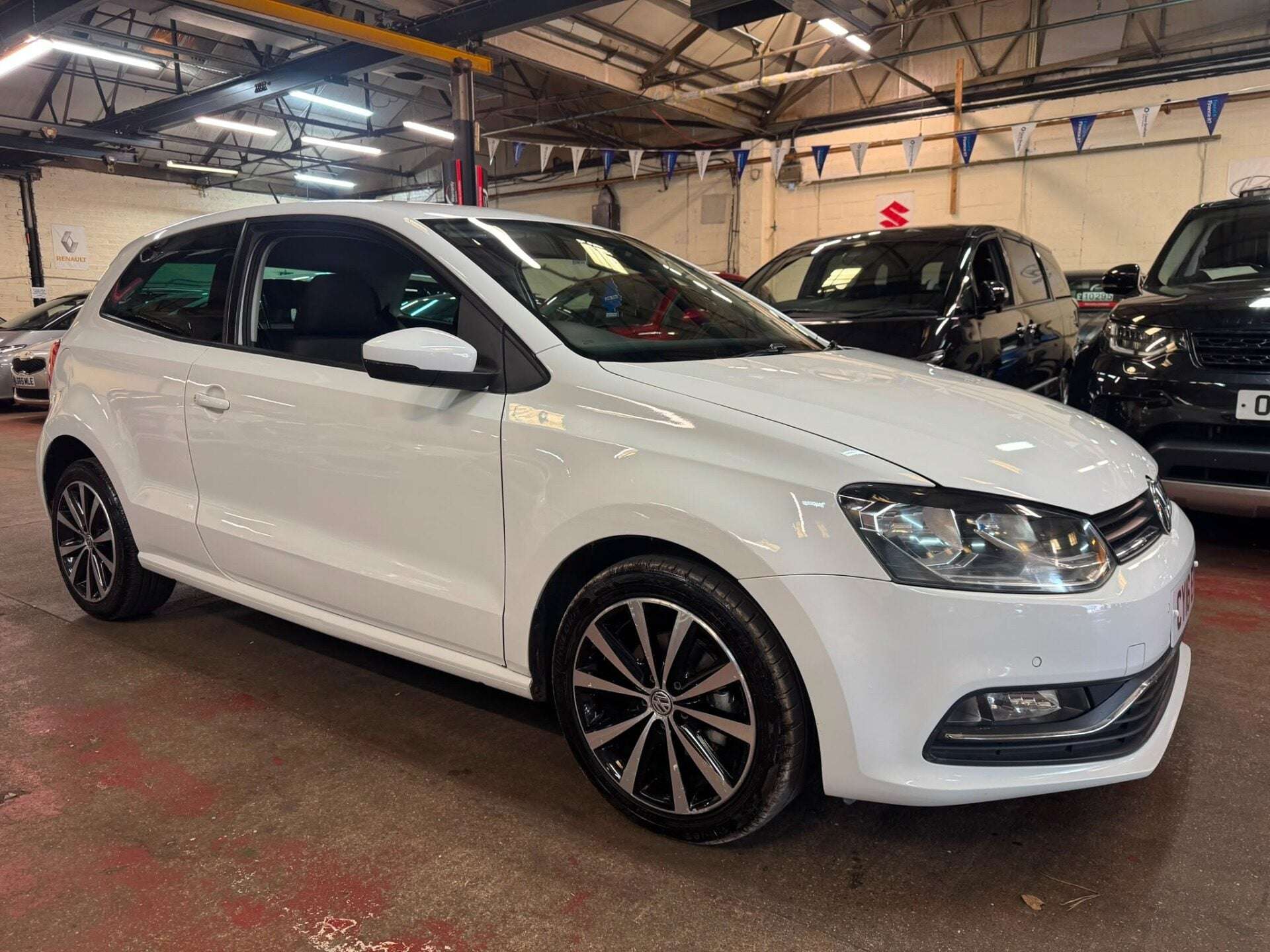 A 2016 VOLKSWAGEN POLO MATCH TSI A 2016 VOLKSWAGEN POLO MATCH TSI