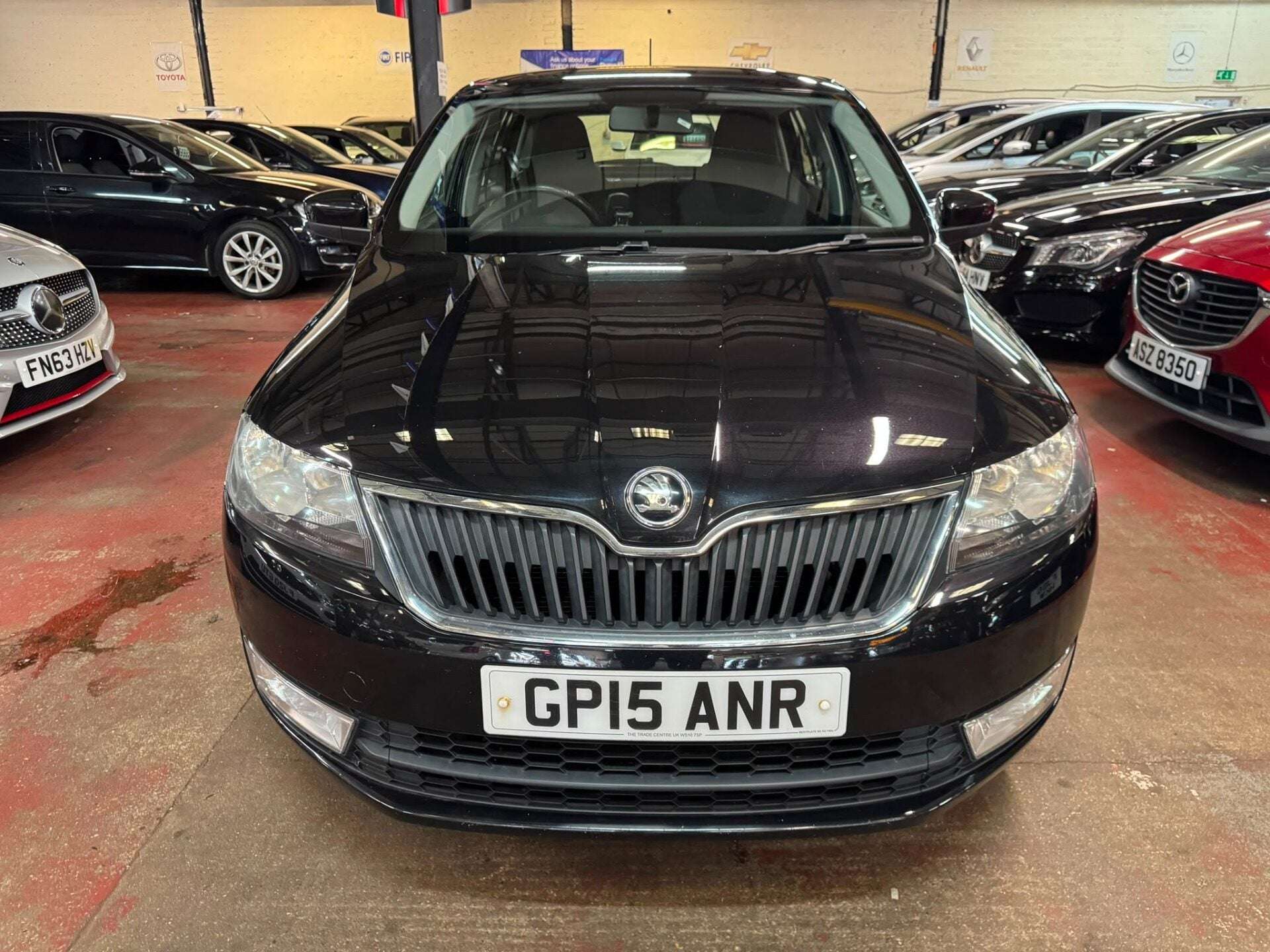 A 2015 SKODA RAPID SPACEBACK SE TECH GREENTECH TSI A 2015 SKODA RAPID SPACEBACK SE TECH GREENTECH TSI