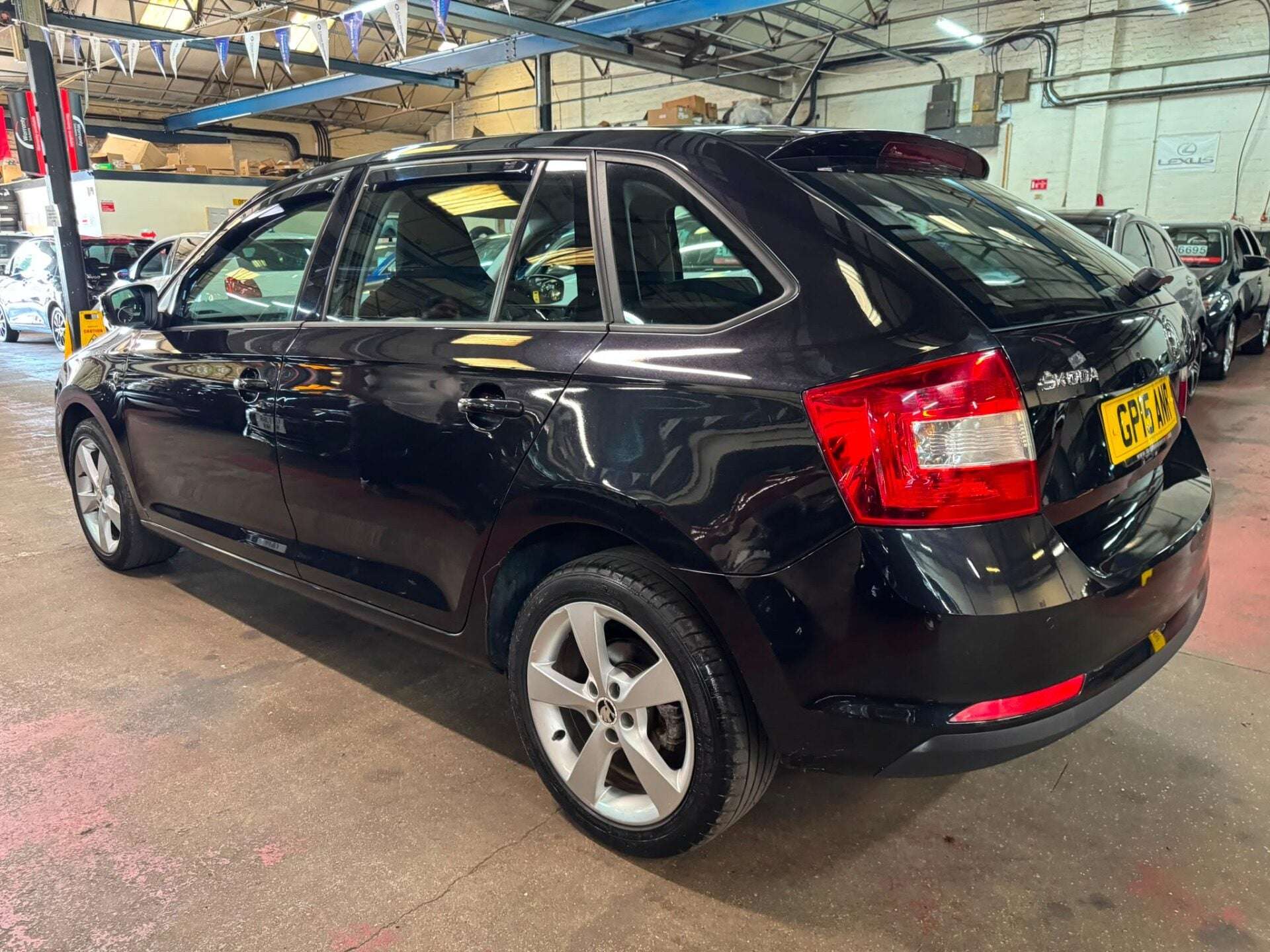 2015 SKODA RAPID 2015 SKODA RAPID