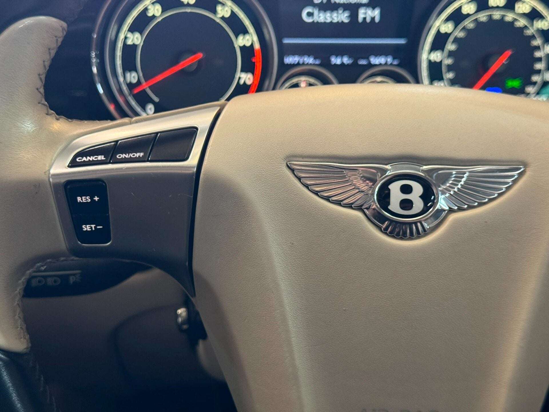 2015 BENTLEY FLYING SPUR 2015 BENTLEY FLYING SPUR