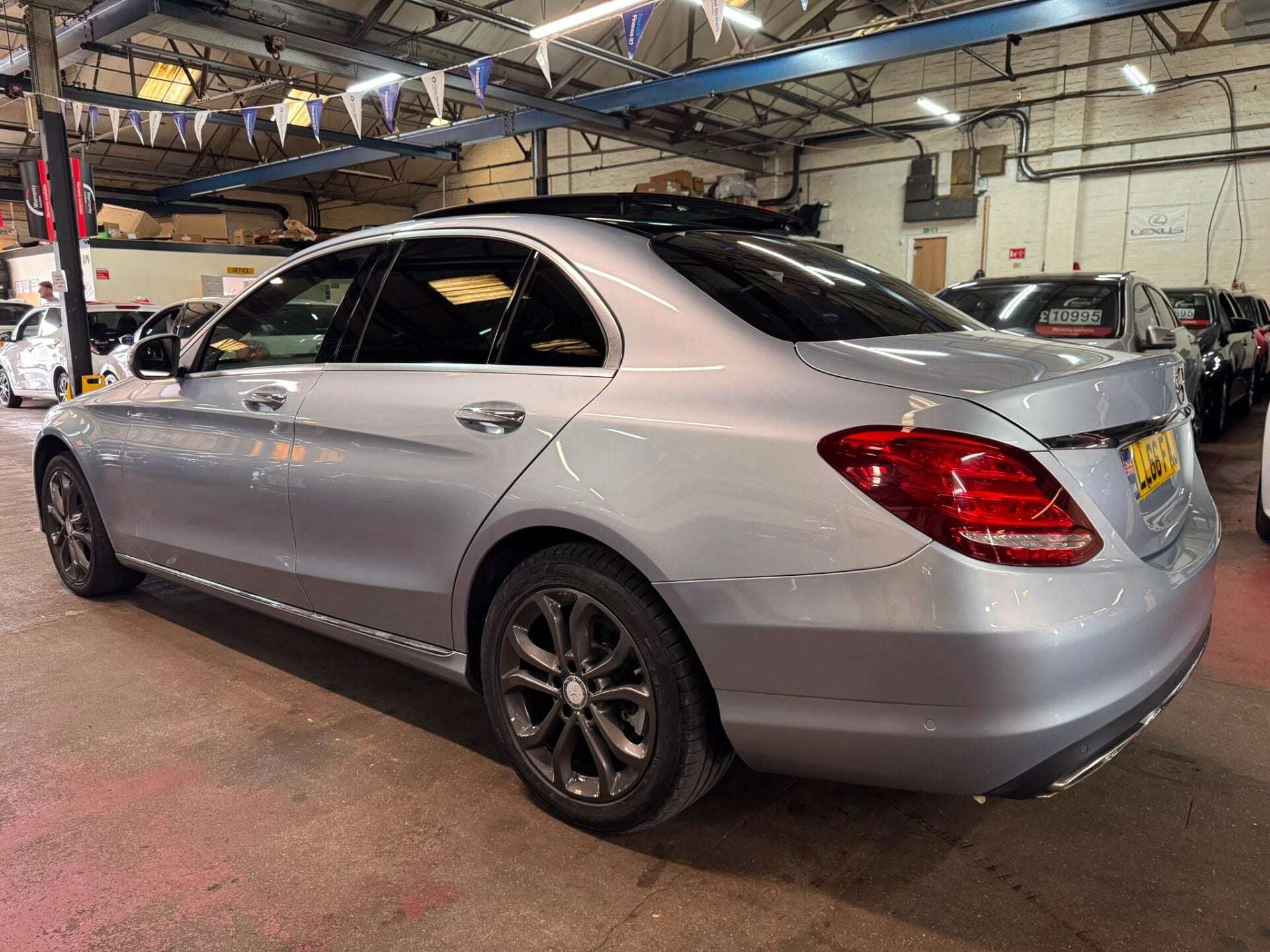 A 2016 MERCEDES-BENZ C CLASS C350 E SPORT PREMIUM A 2016 MERCEDES-BENZ C CLASS C350 E SPORT PREMIUM