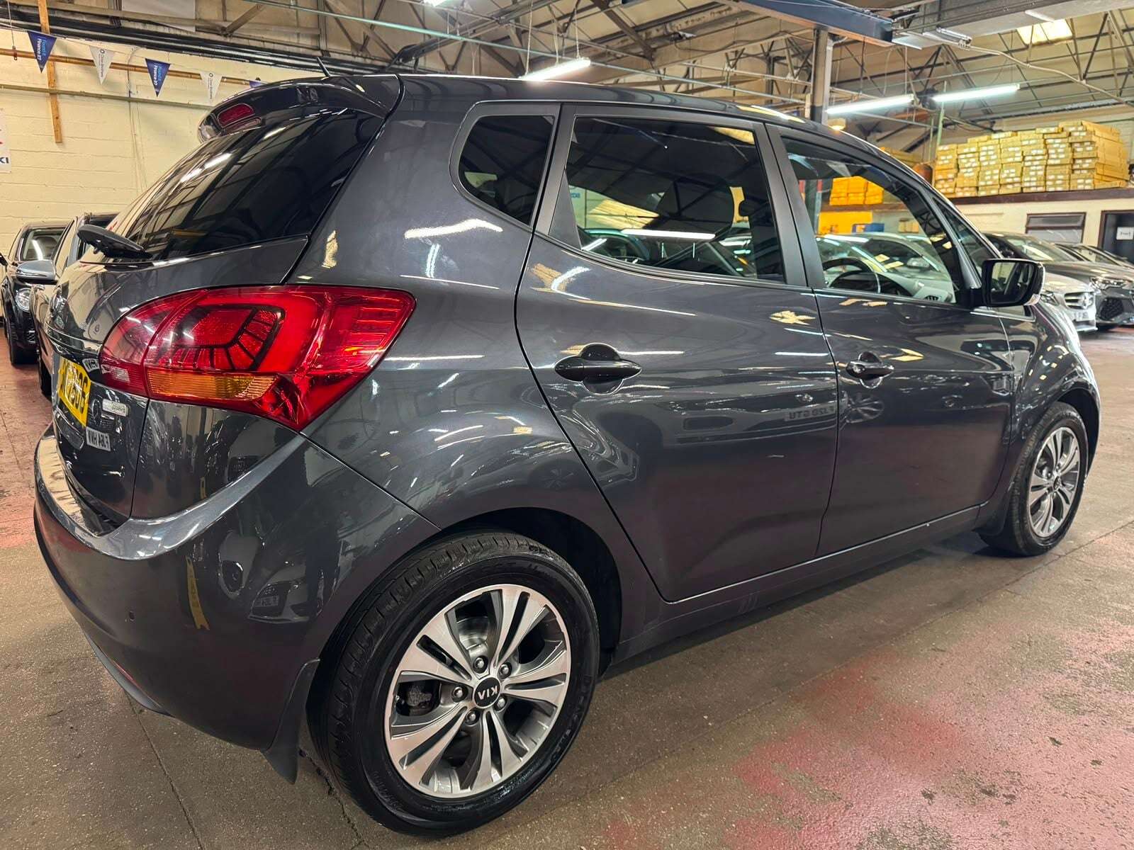 2017 KIA VENGA 2017 KIA VENGA