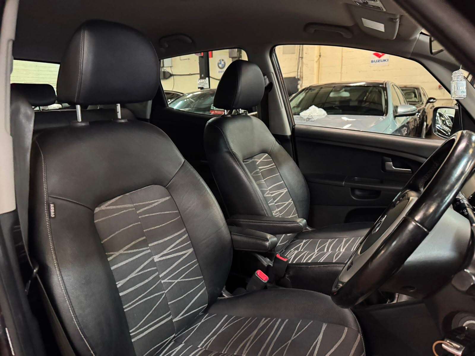 2017 KIA VENGA 2017 KIA VENGA