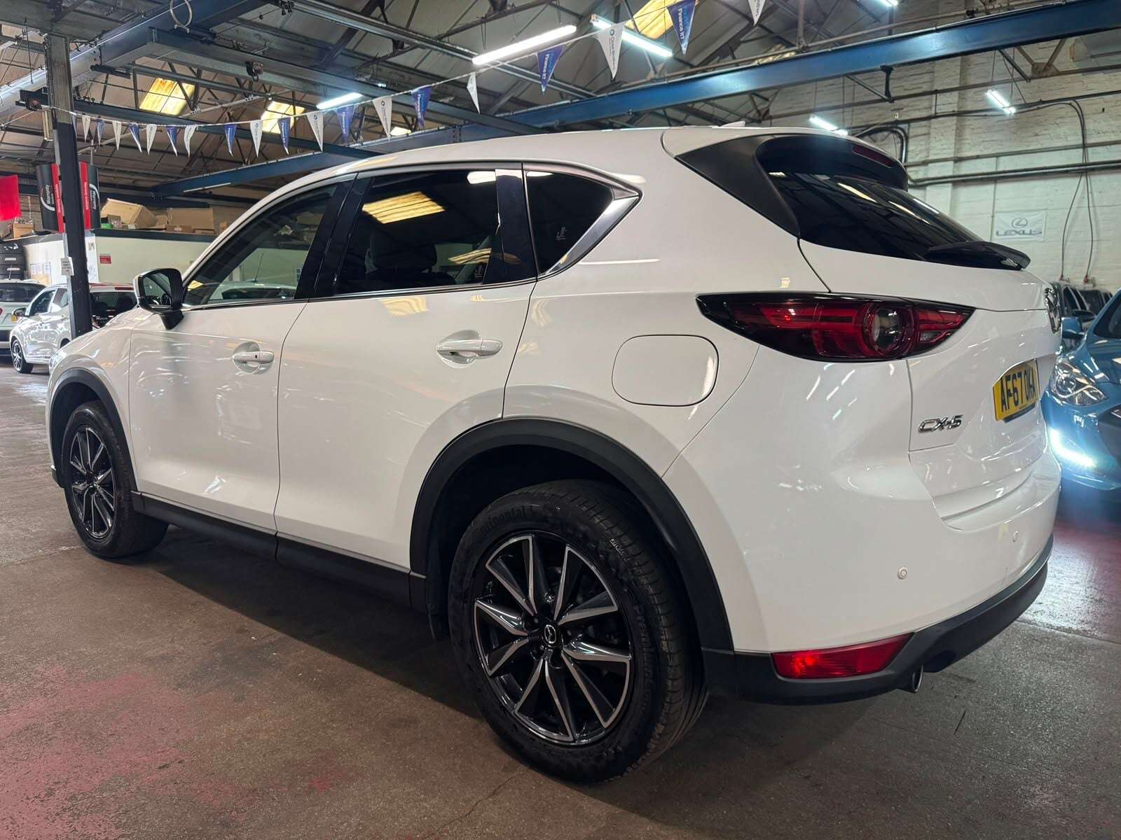 A 2017 MAZDA CX-5 SPORT NAV A 2017 MAZDA CX-5 SPORT NAV