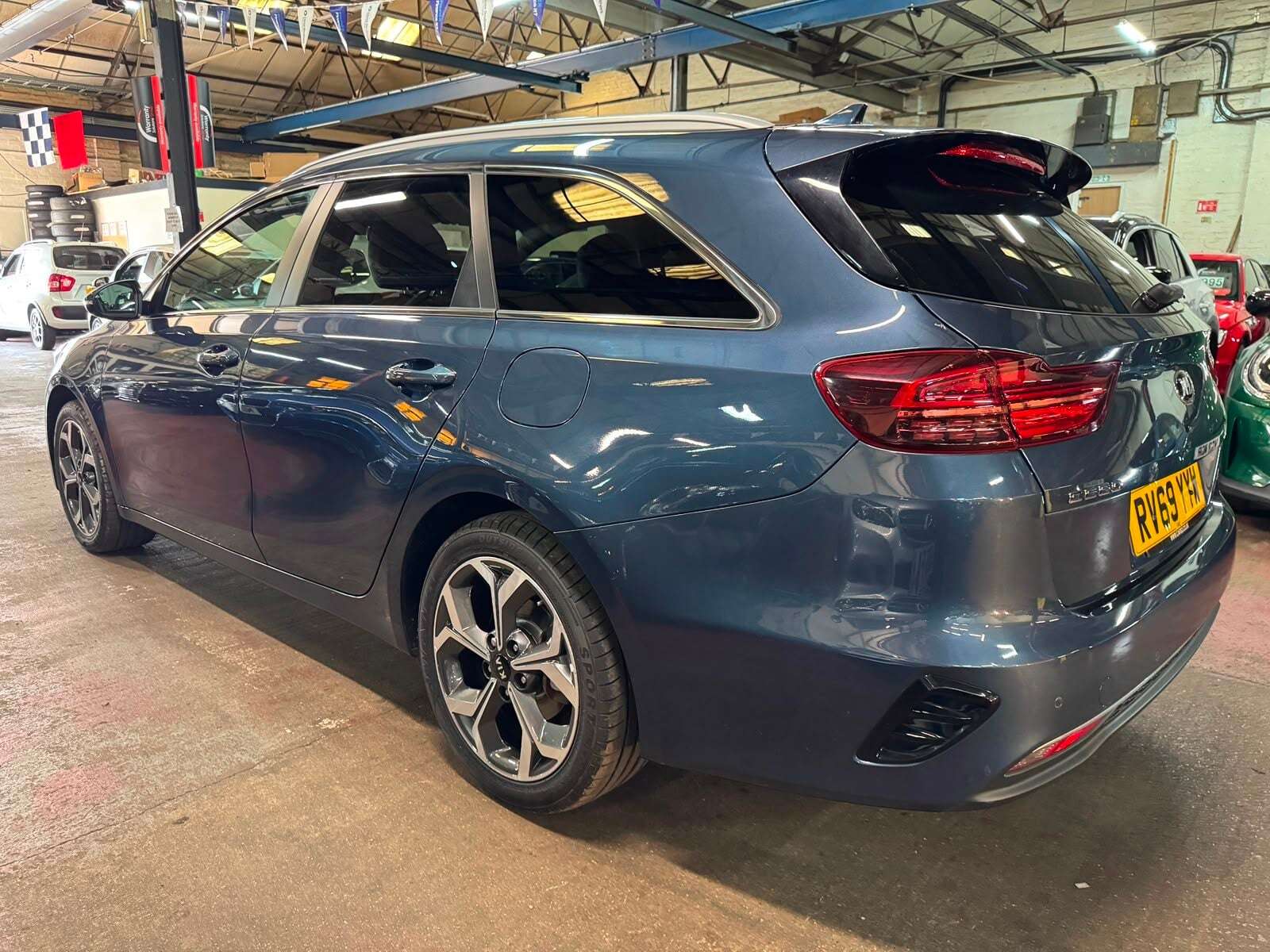 A 2019 KIA CEED CRDI 3 ISG A 2019 KIA CEED CRDI 3 ISG