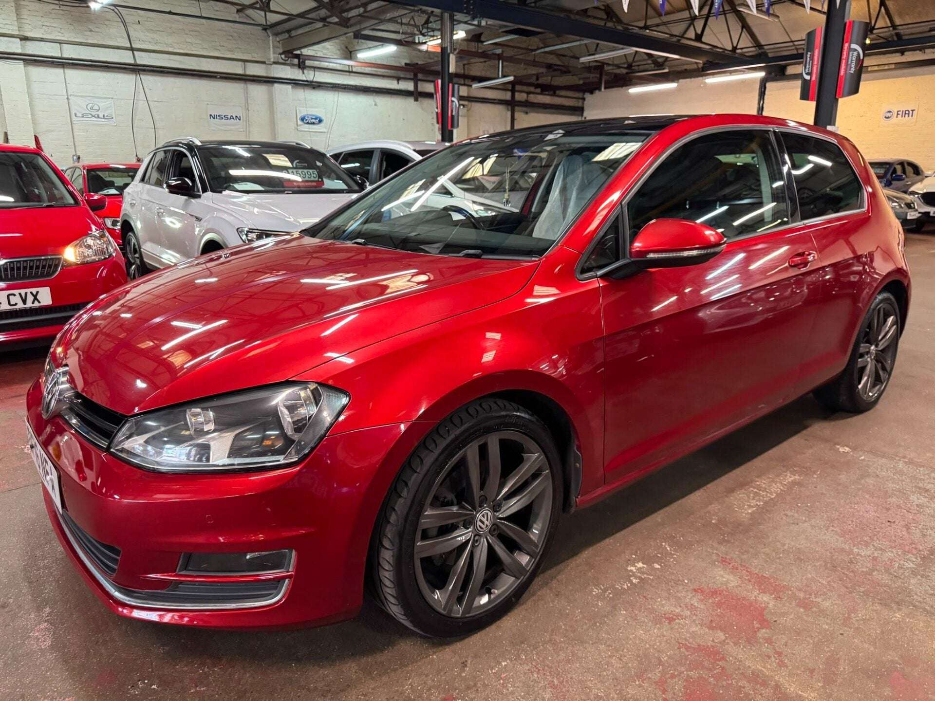 A 2016 VOLKSWAGEN GOLF GT EDITION TDI BLUEMOTION TECHNOLOGY A 2016 VOLKSWAGEN GOLF GT EDITION TDI BLUEMOTION TECHNOLOGY
