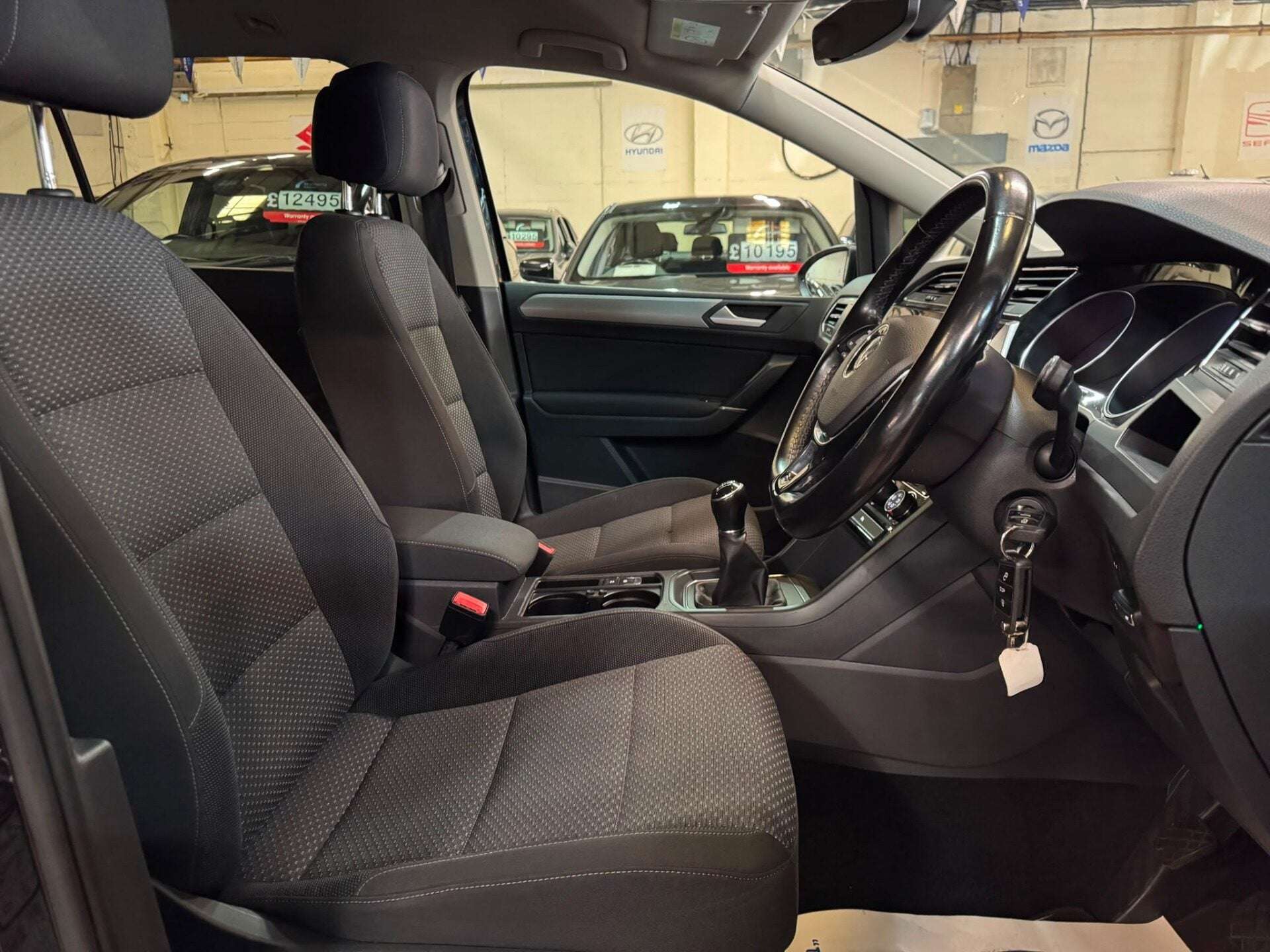 2015 VOLKSWAGEN TOURAN 2015 VOLKSWAGEN TOURAN