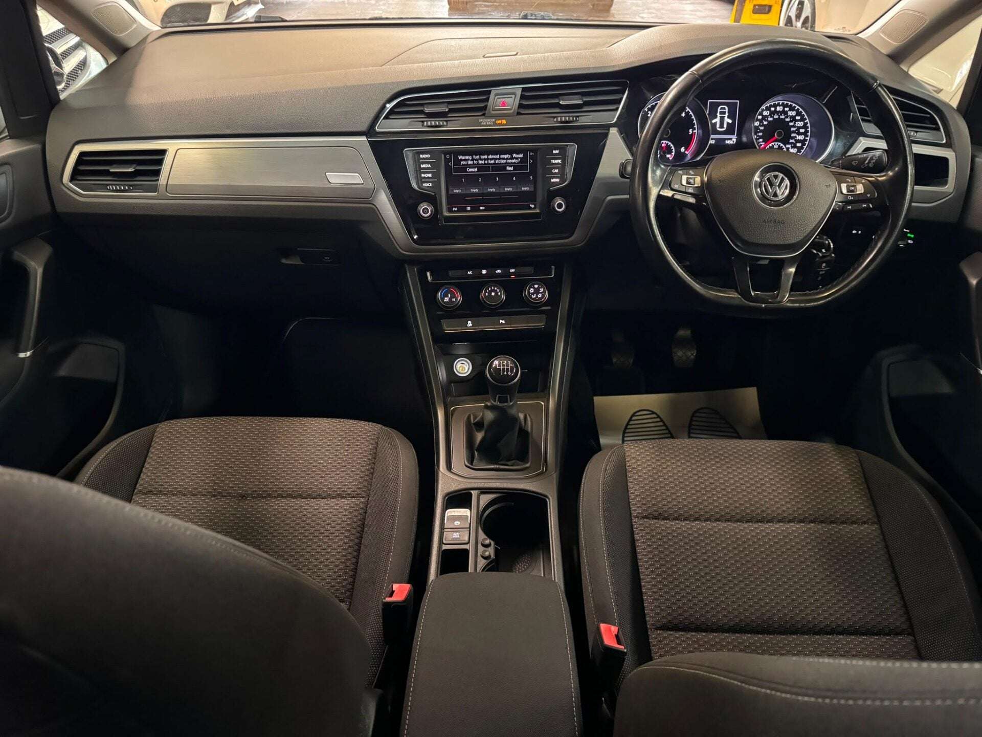 2015 VOLKSWAGEN TOURAN 2015 VOLKSWAGEN TOURAN