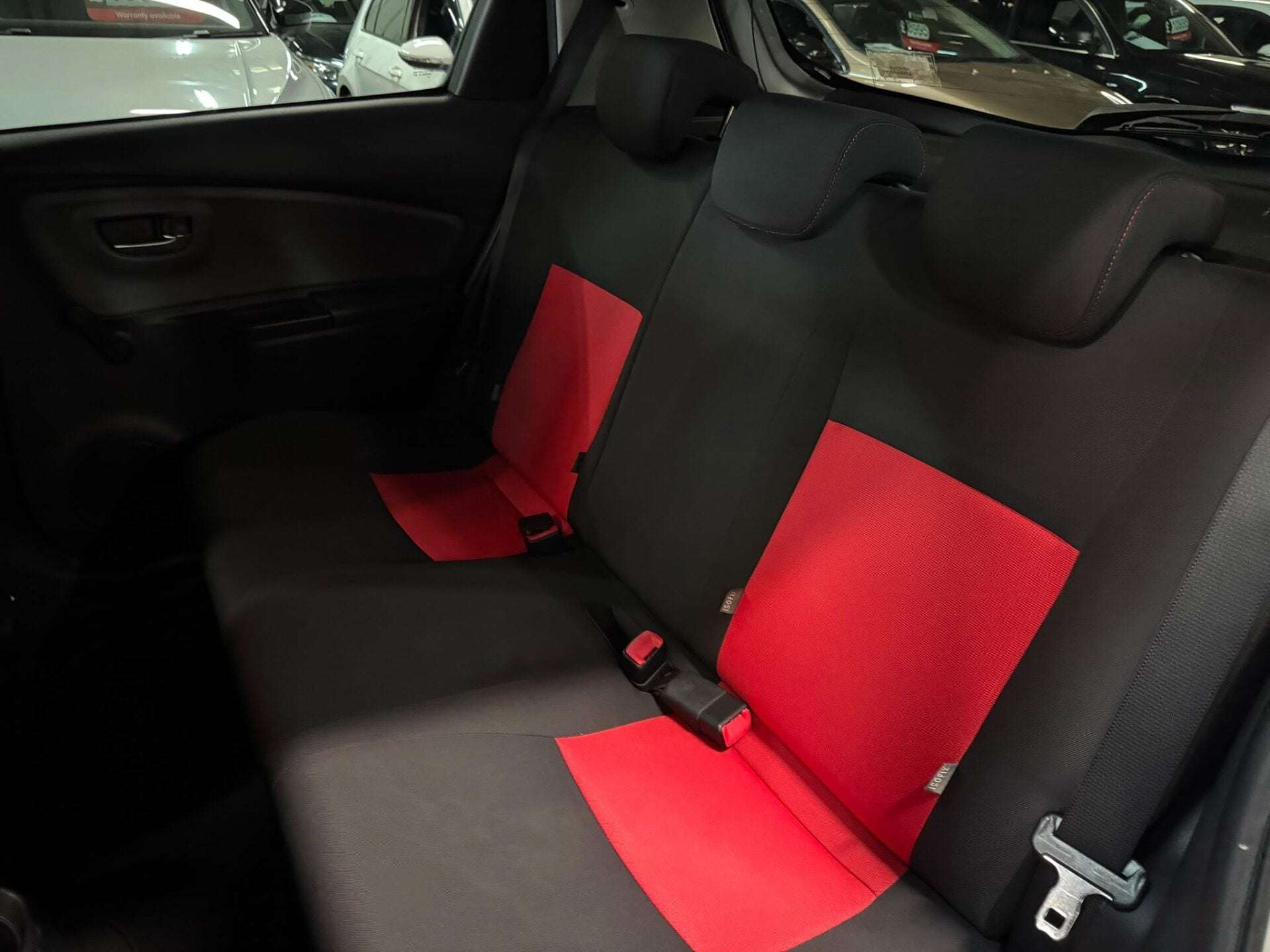 2015 TOYOTA YARIS 2015 TOYOTA YARIS