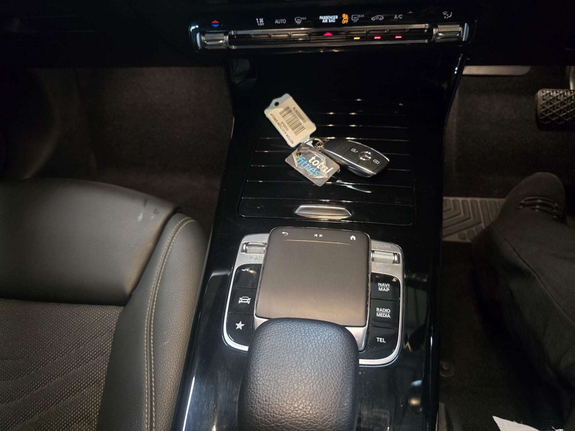 2019 MERCEDES-BENZ A CLASS 2019 MERCEDES-BENZ A CLASS