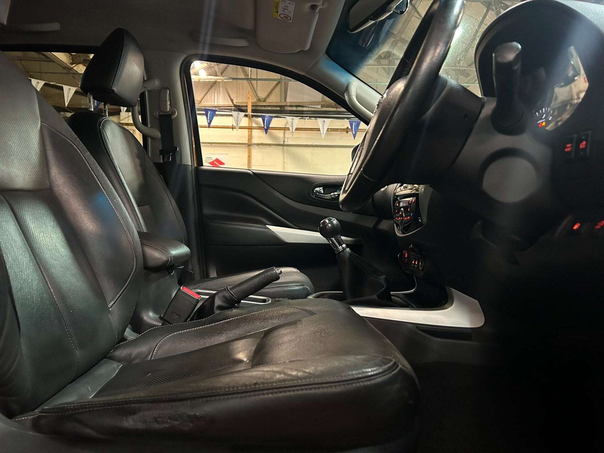 2017 NISSAN NAVARA 2017 NISSAN NAVARA