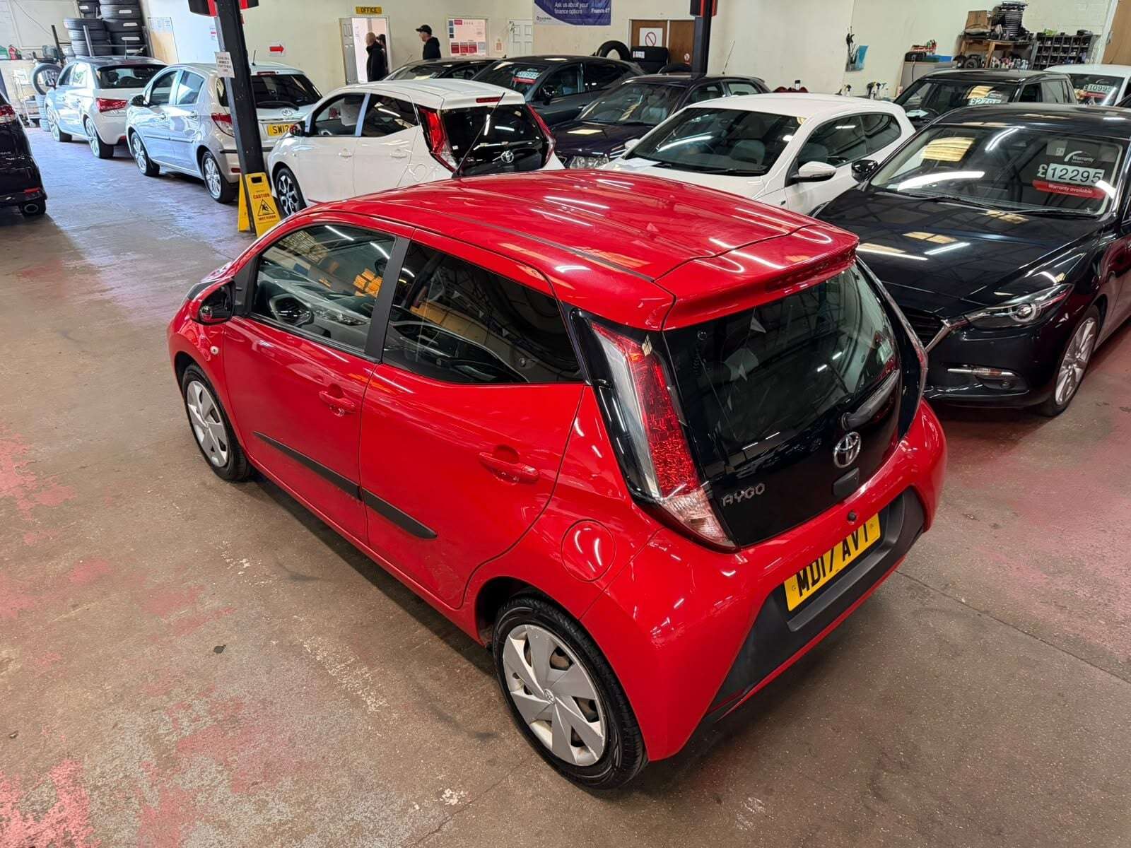 2017 TOYOTA AYGO 2017 TOYOTA AYGO