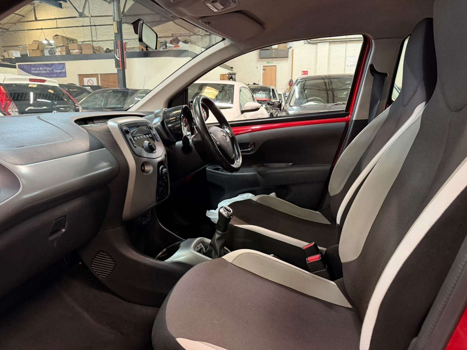 2017 TOYOTA AYGO 2017 TOYOTA AYGO