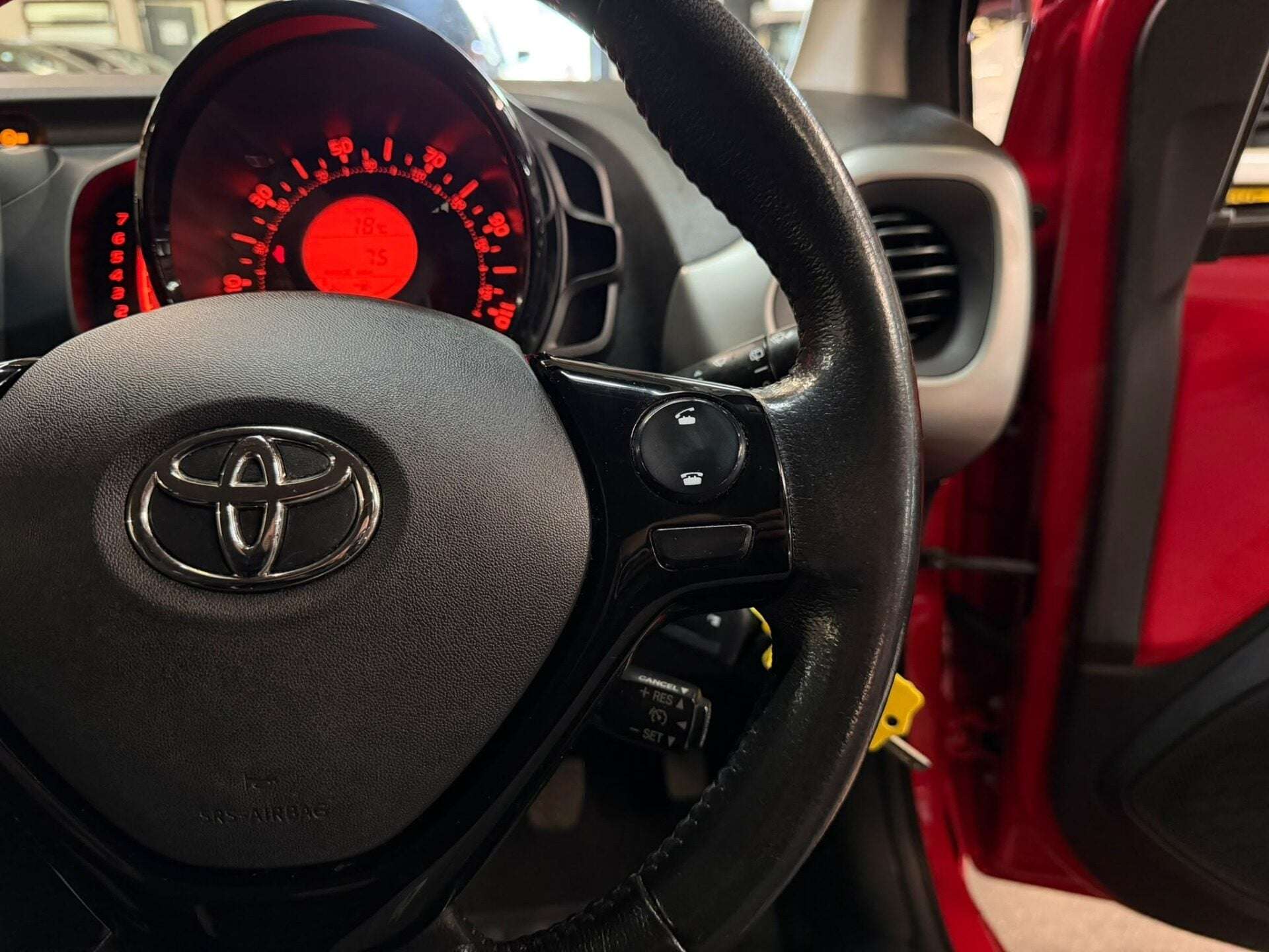 2017 TOYOTA AYGO 2017 TOYOTA AYGO