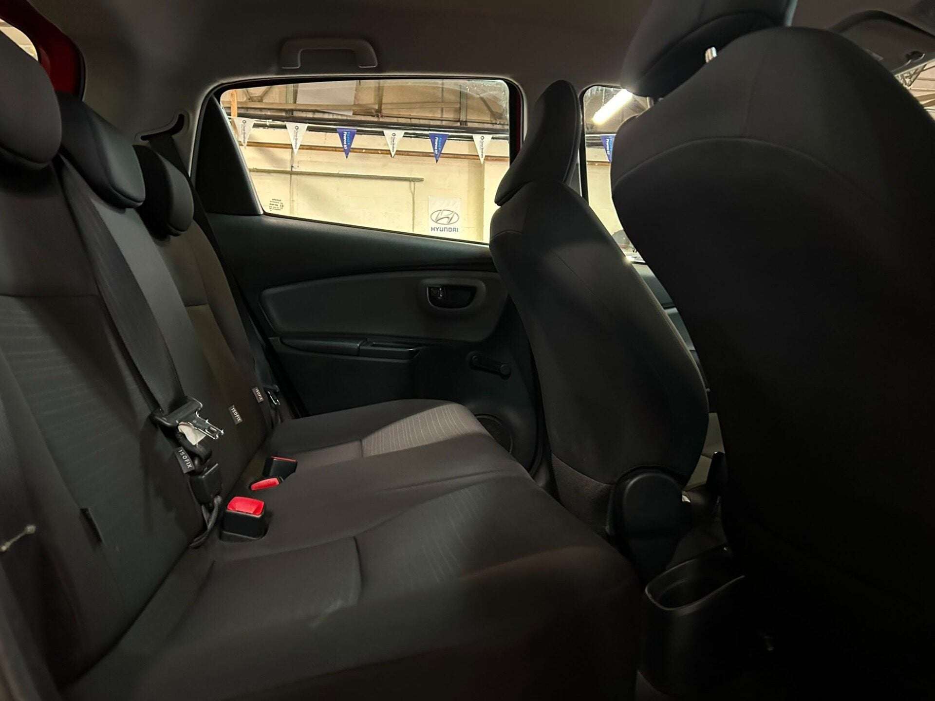 2016 TOYOTA YARIS 2016 TOYOTA YARIS