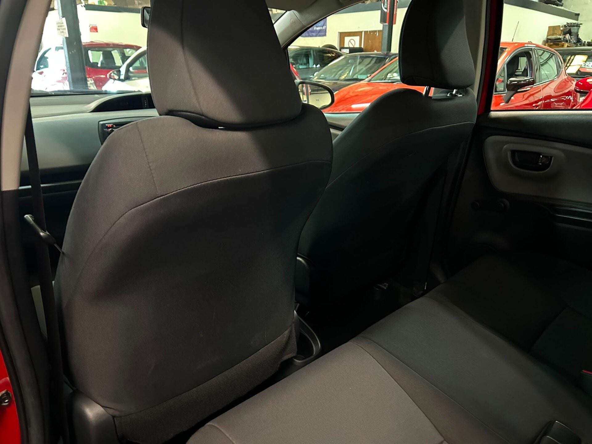2016 TOYOTA YARIS 2016 TOYOTA YARIS
