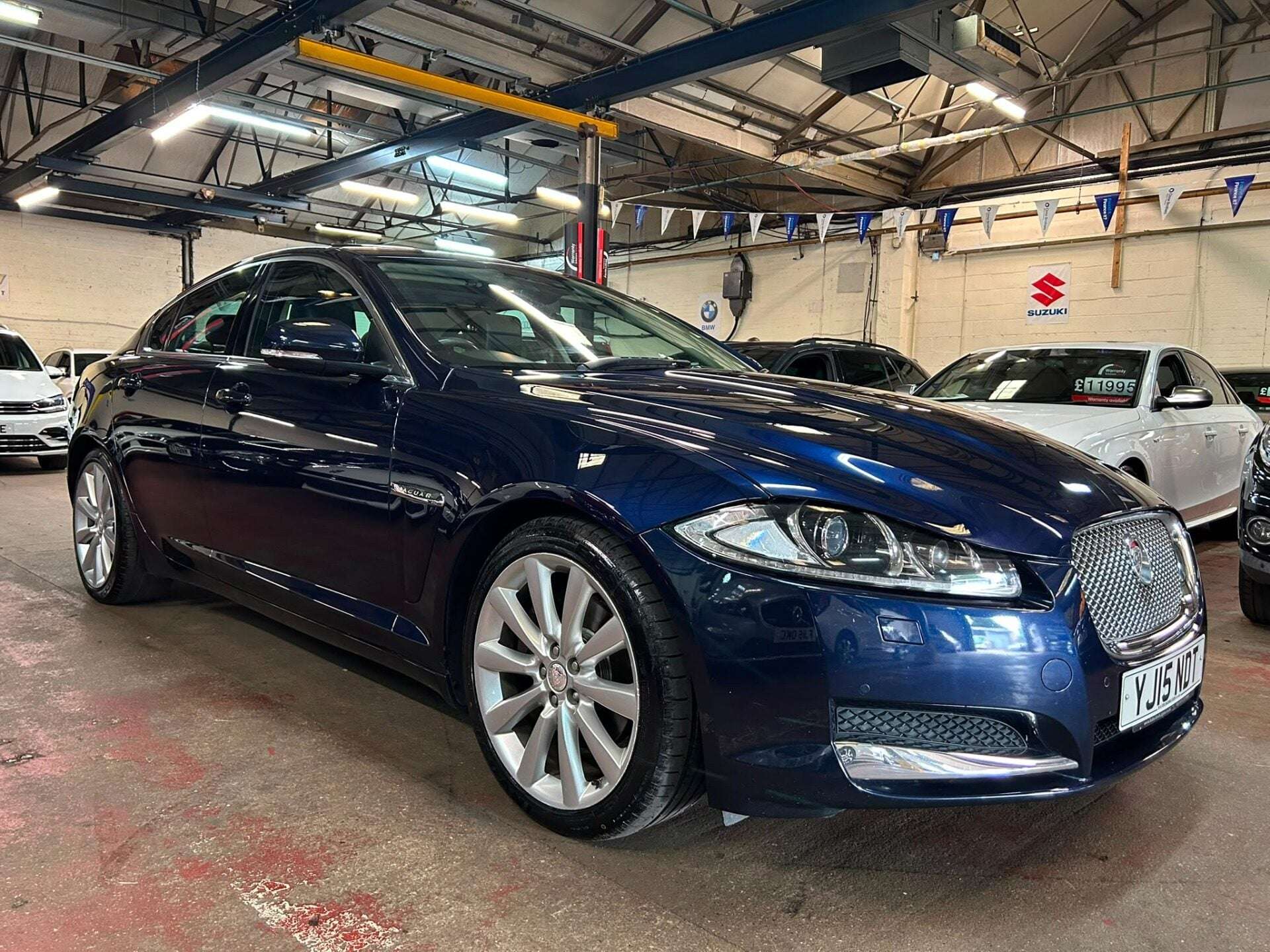 A 2015 JAGUAR XF D PORTFOLIO A 2015 JAGUAR XF D PORTFOLIO