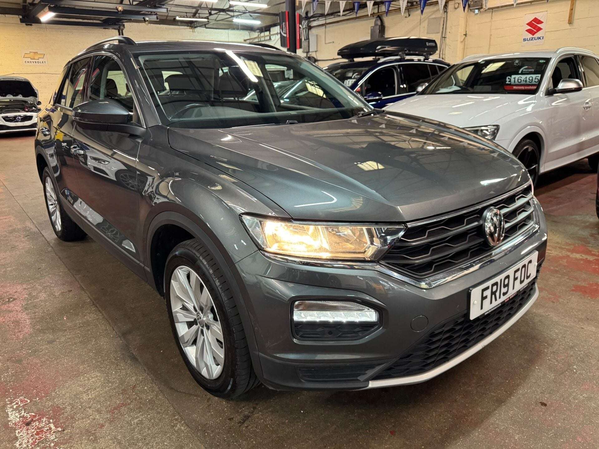 2019 VOLKSWAGEN T-ROC 2019 VOLKSWAGEN T-ROC