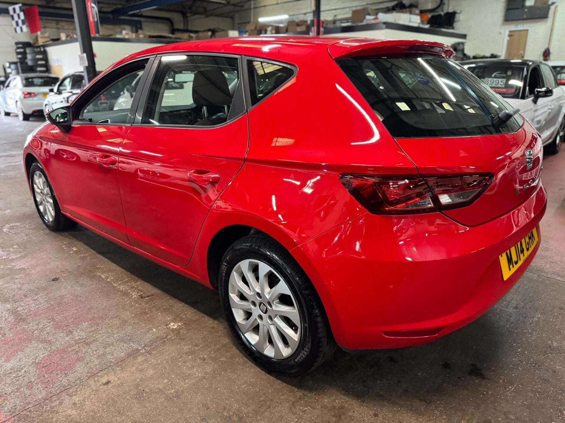 A 2014 SEAT LEON TSI SE TECHNOLOGY A 2014 SEAT LEON TSI SE TECHNOLOGY