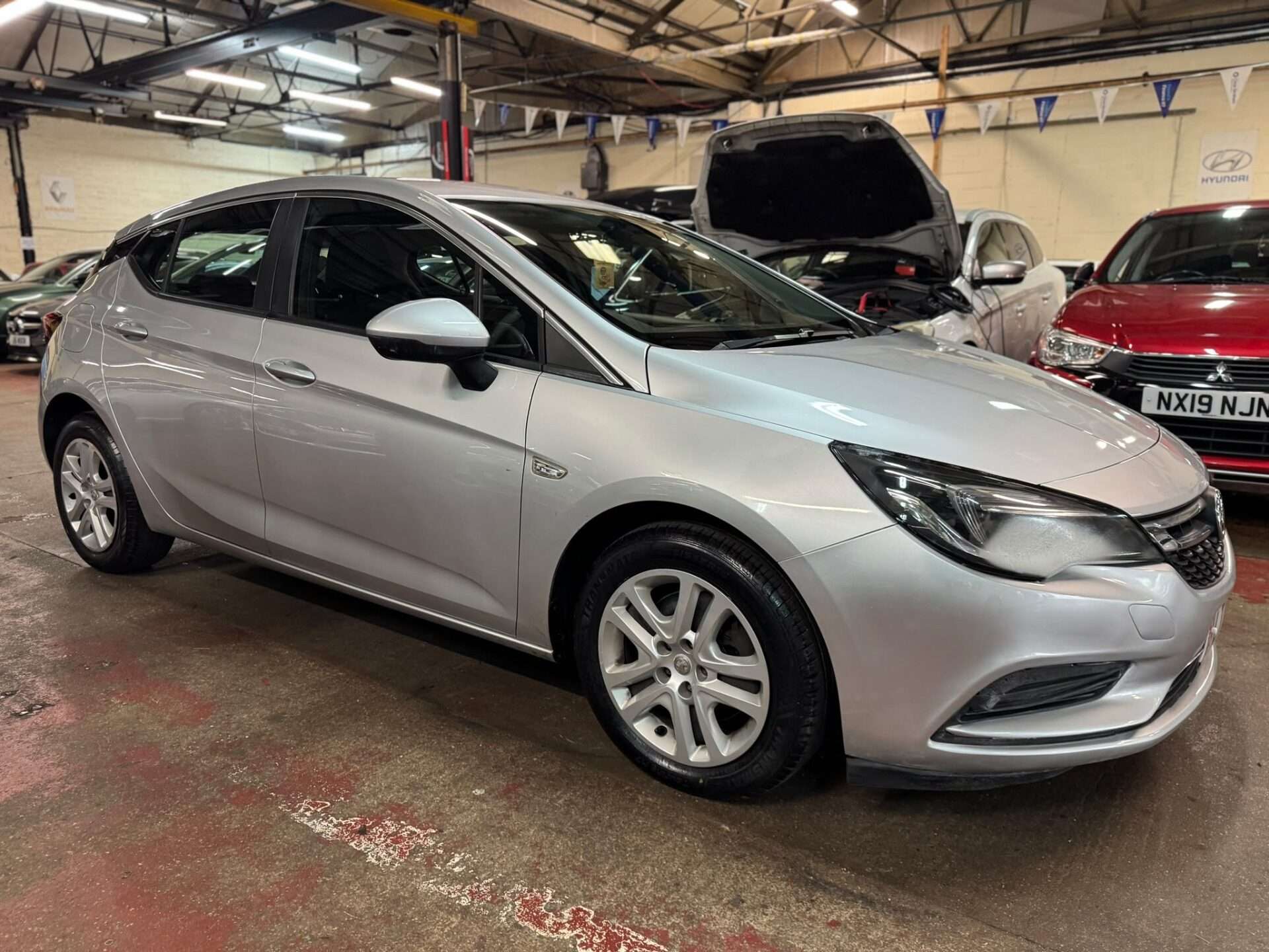 A 2016 VAUXHALL ASTRA DESIGN CDTI A 2016 VAUXHALL ASTRA DESIGN CDTI